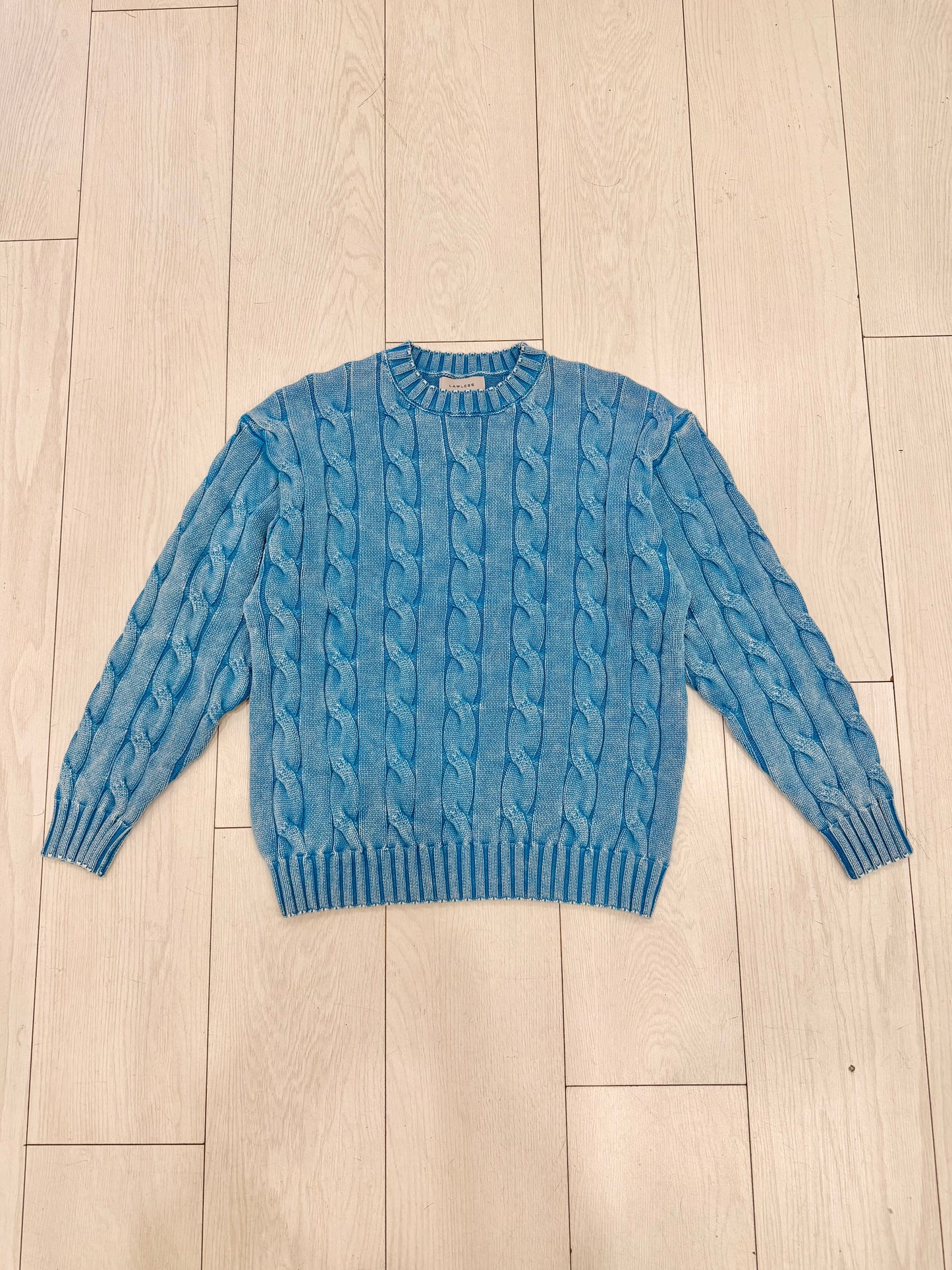 DEJAVU Neon cable-knit sweater