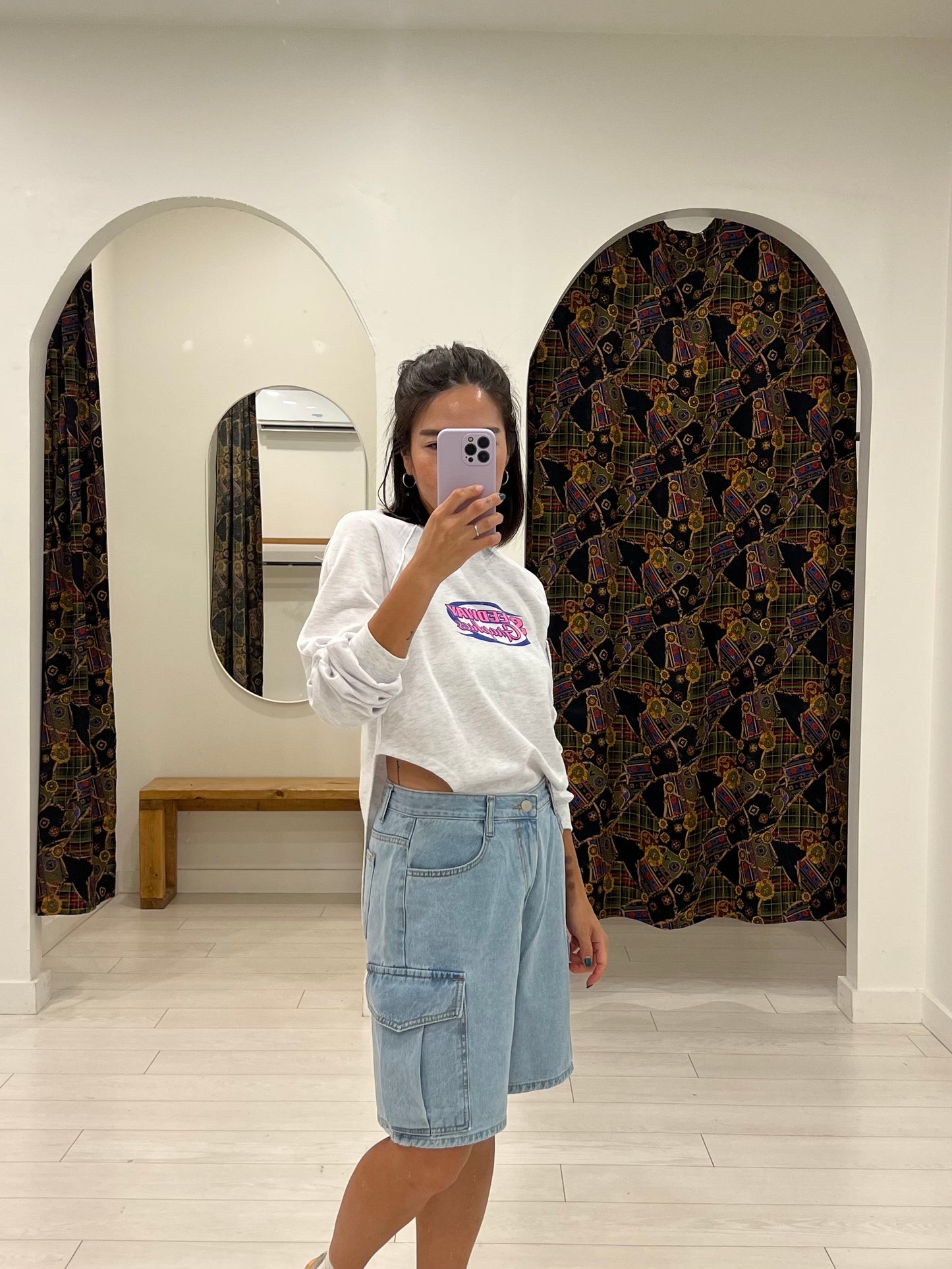 WOOJOO Pointed hem sweatshirt