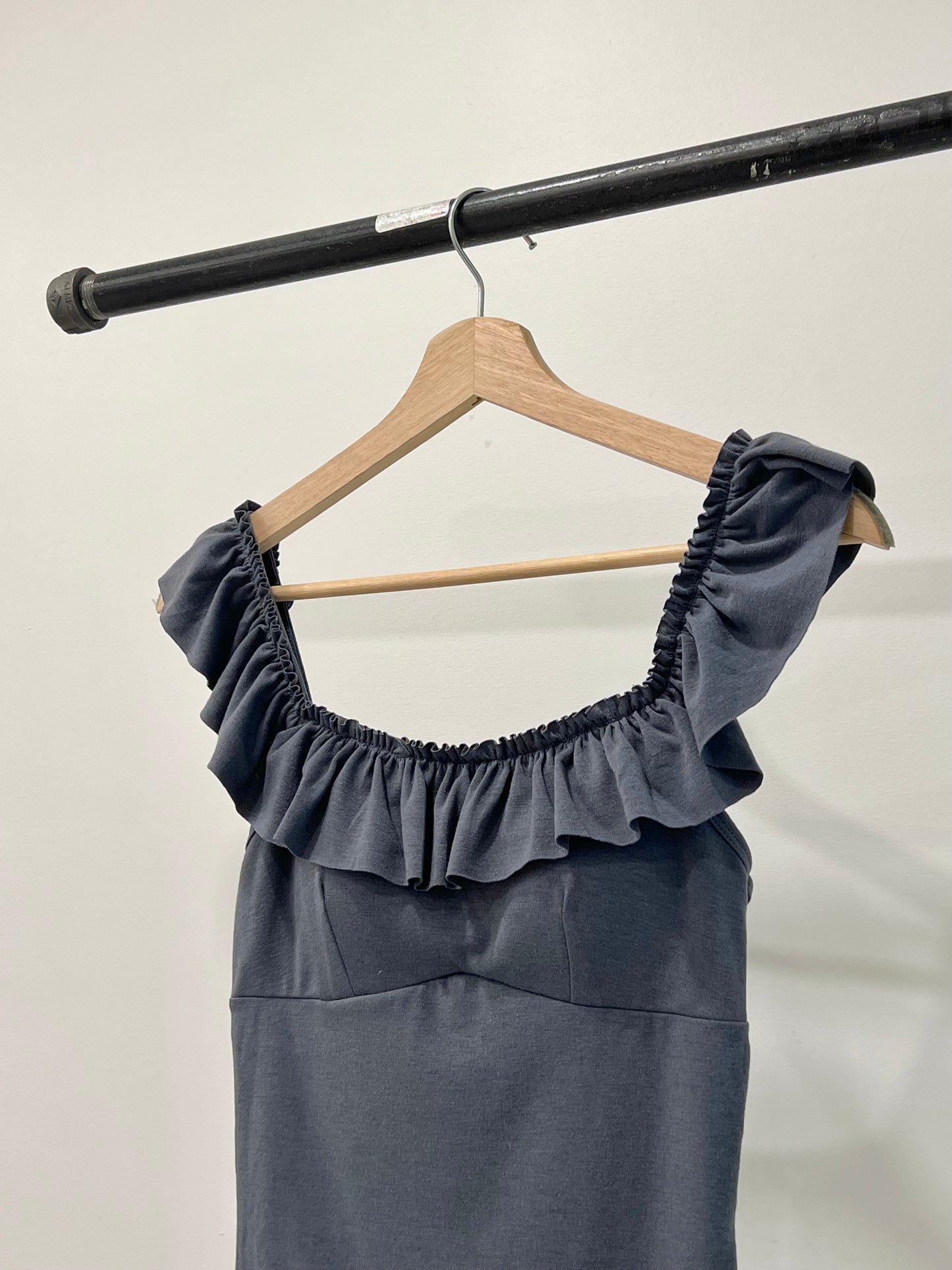 POZE Ruffle tank top