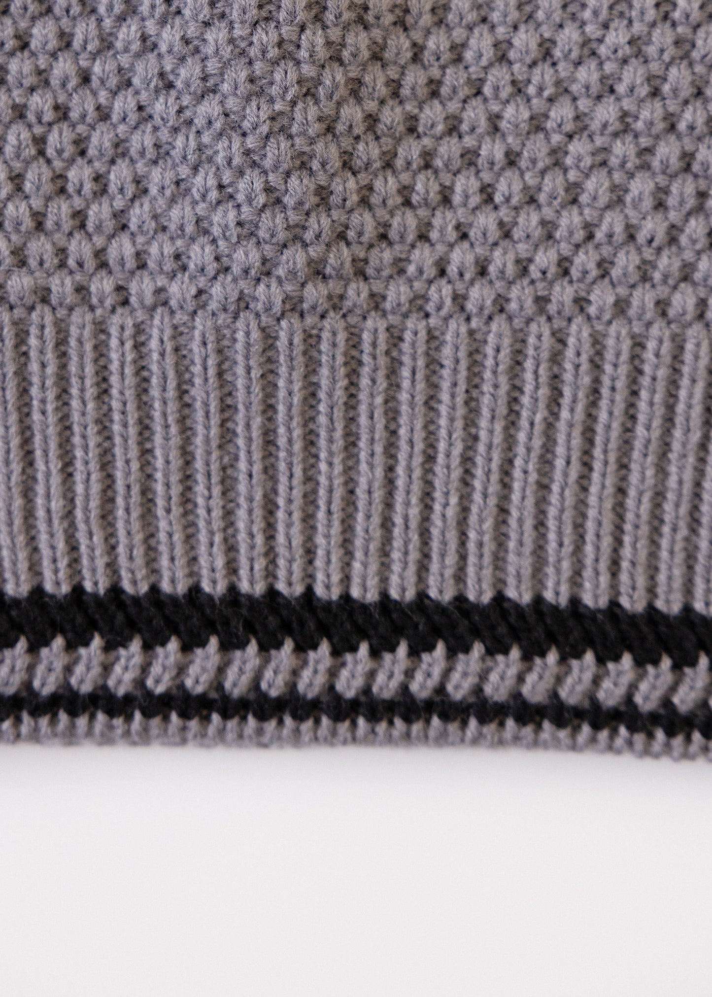 KIND Knit vest
