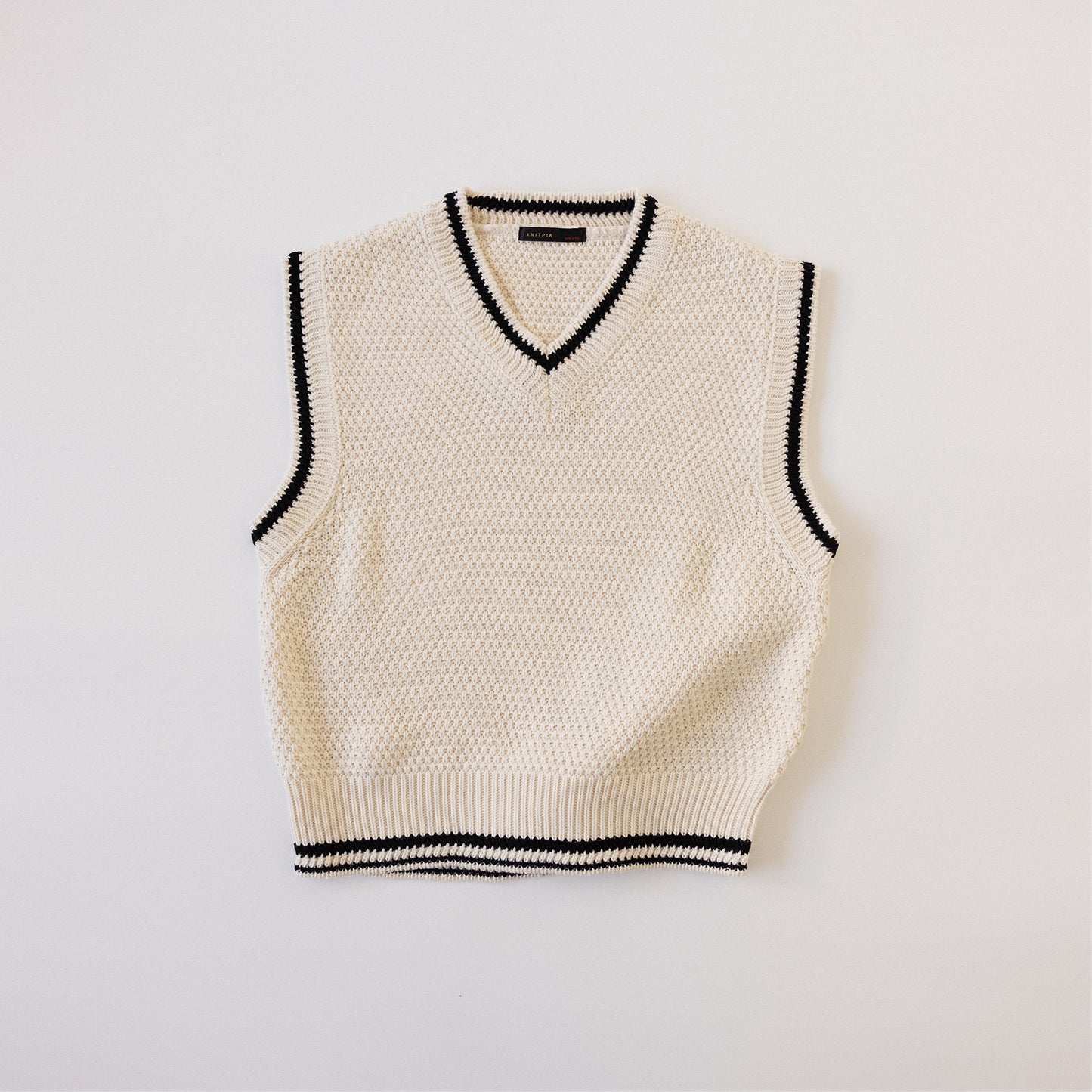 KIND Knit vest