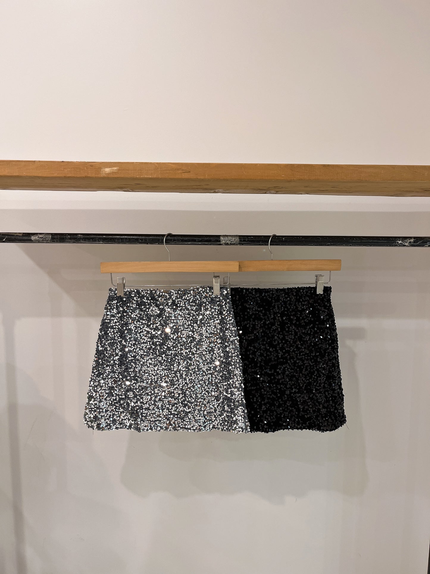 TWINKLE Sequin mini skirt