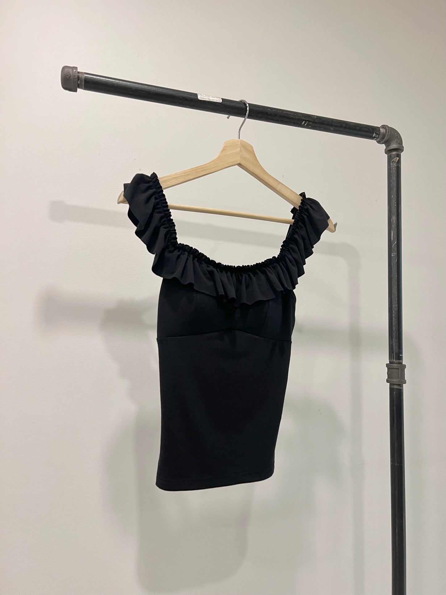 POZE Ruffle tank top