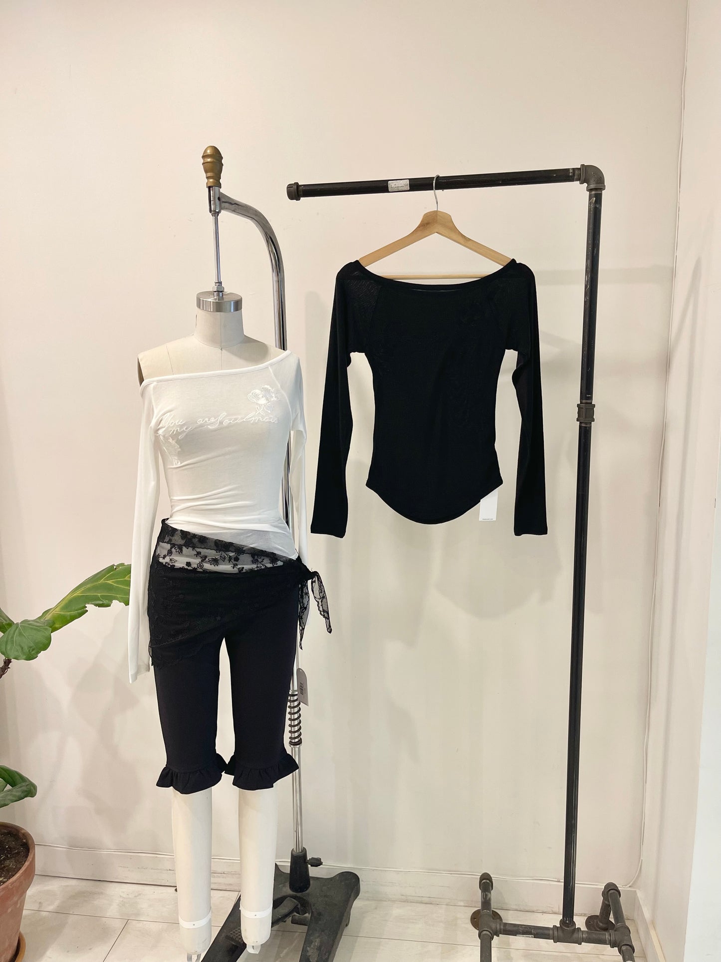 HOW Soulmate tee