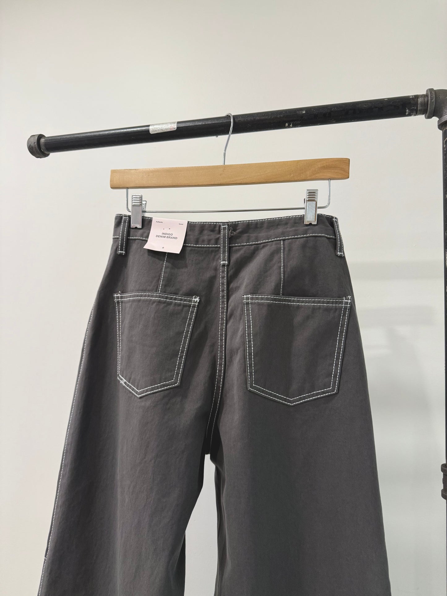 DAIEN Stitch pants