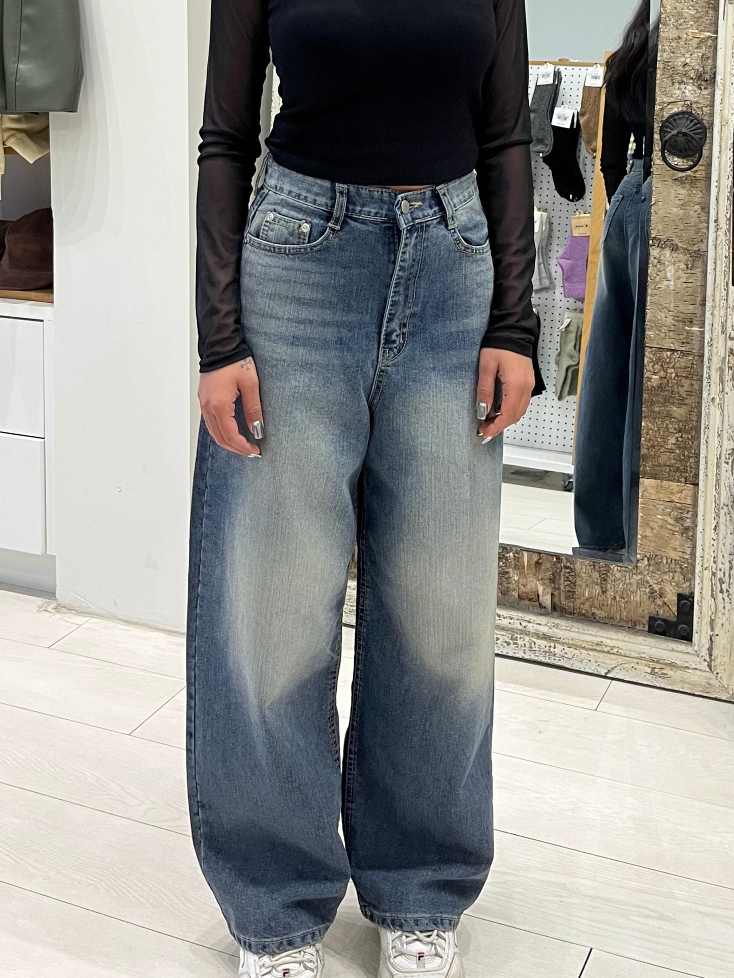ZAKU Acid washed baggy jeans