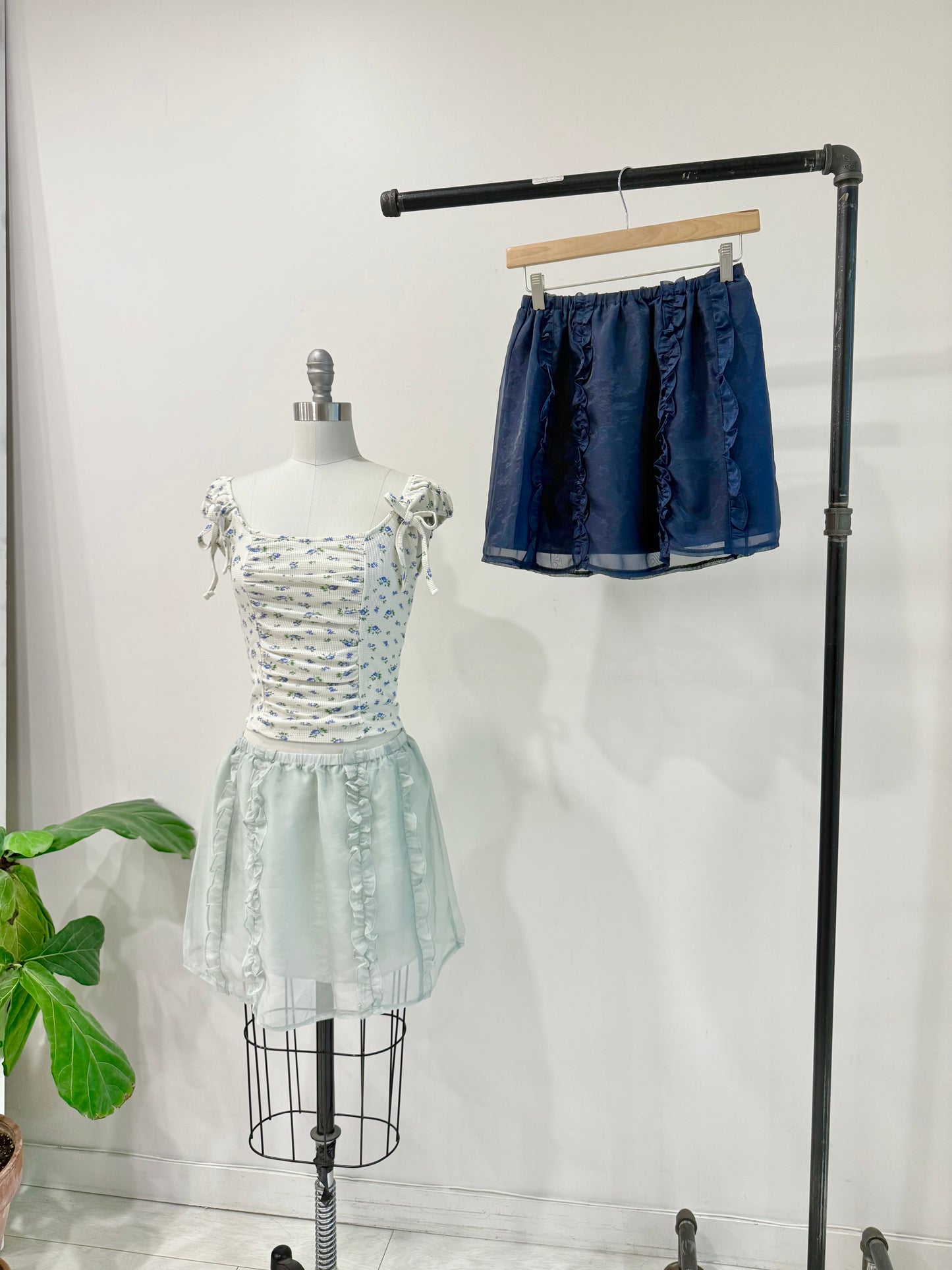 SAGE Mini skirt