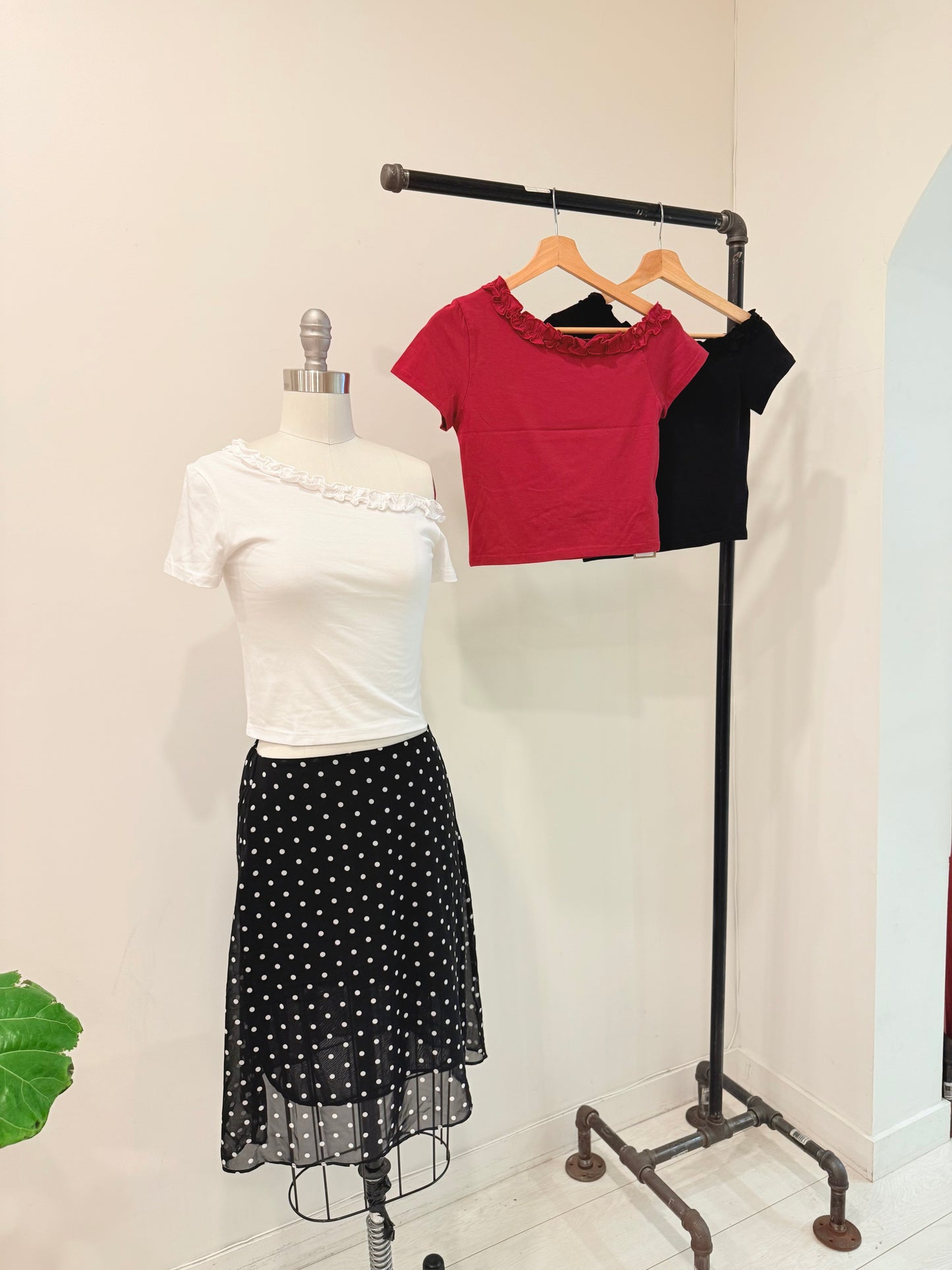 MITY One shoulder tee
