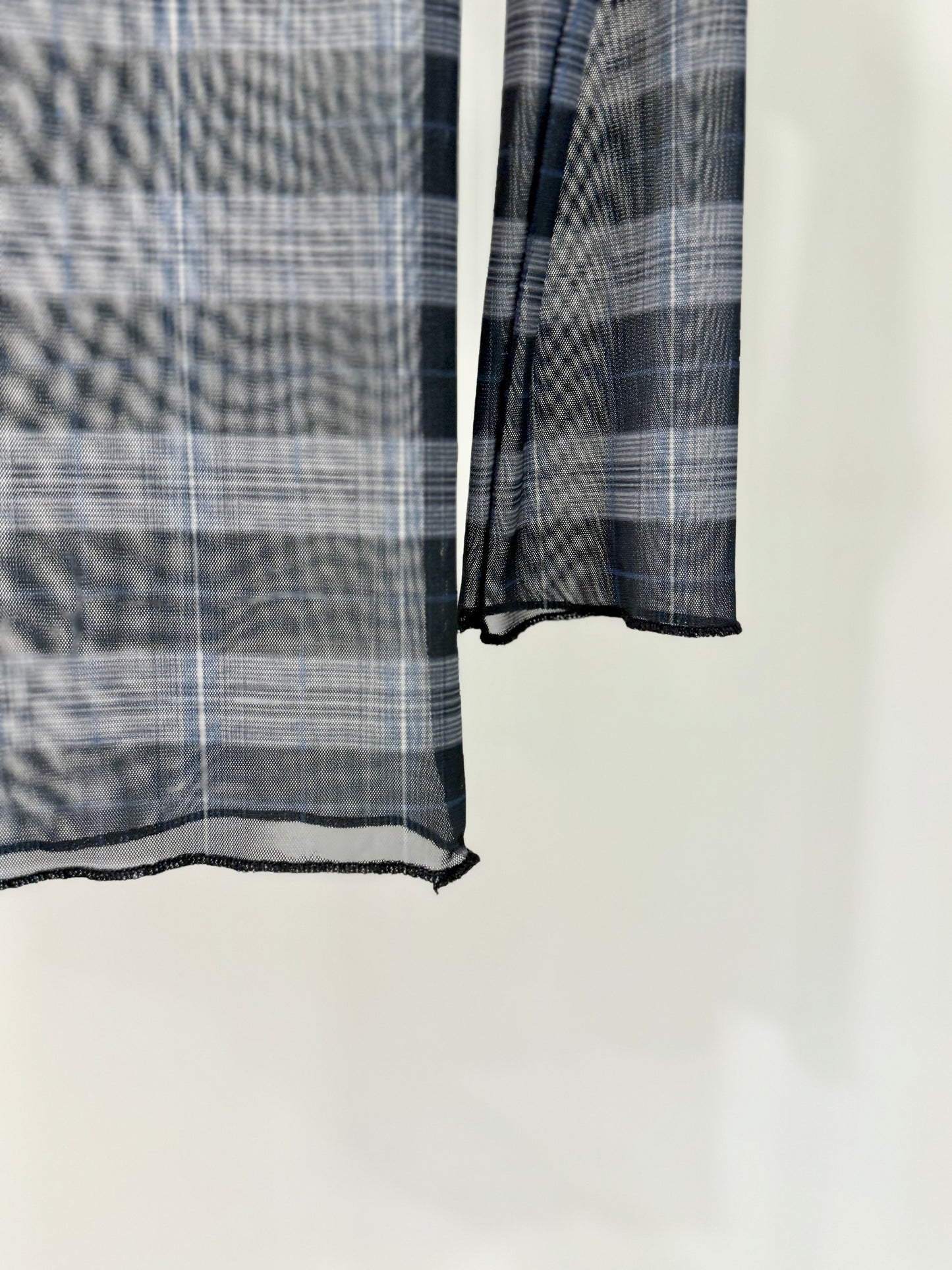 ROYAL Plaid mesh top