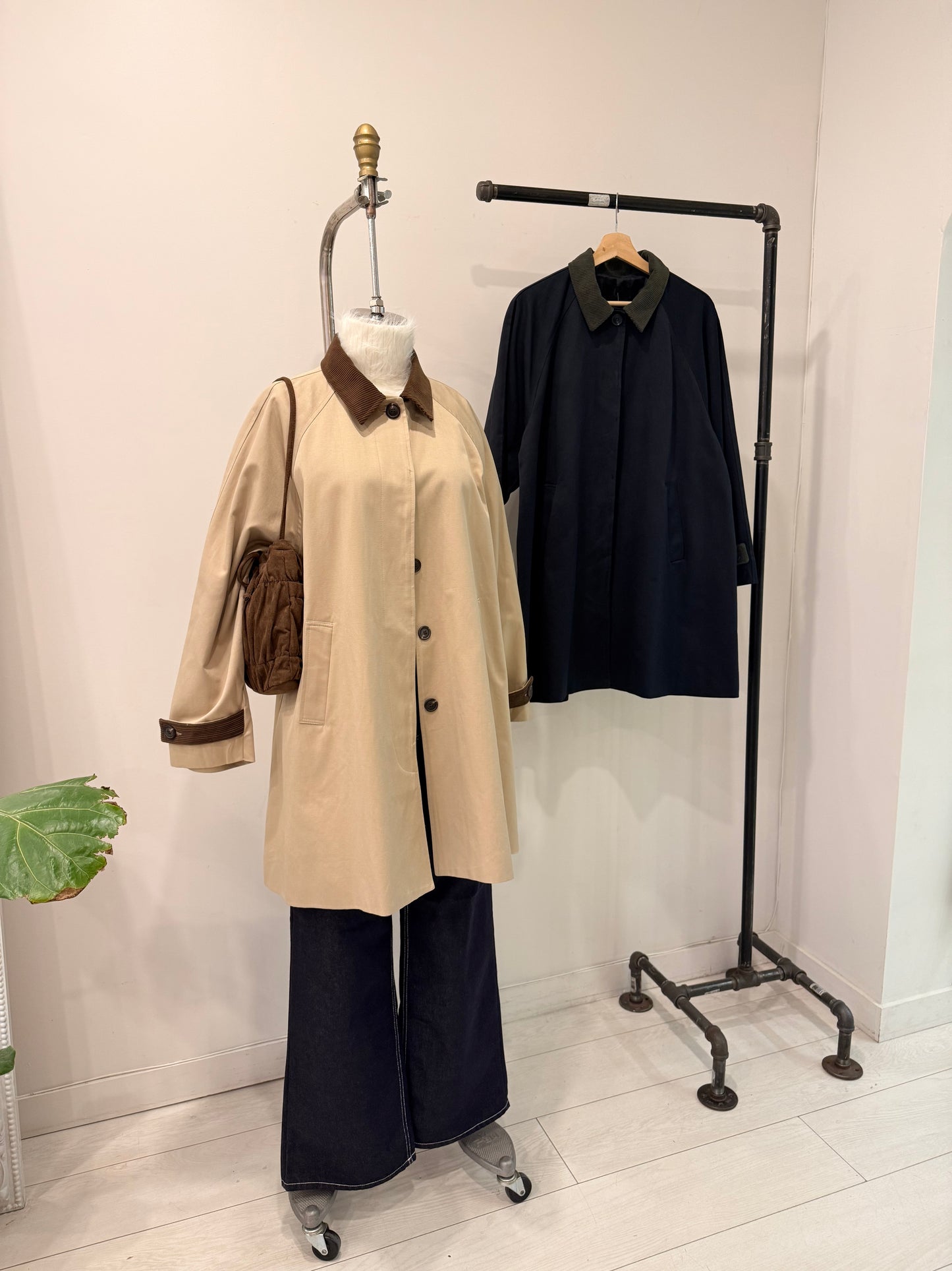 BEADA Corduroy collar trench coat