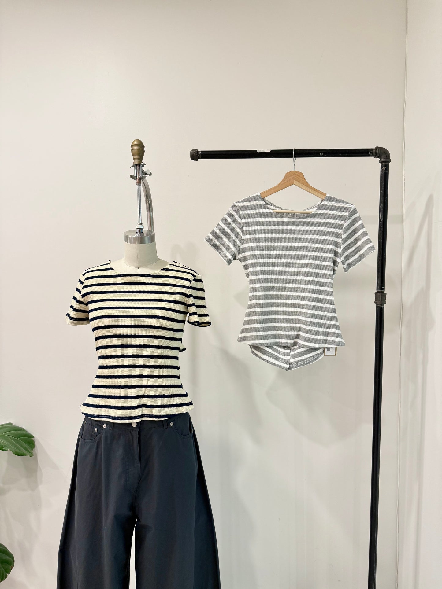 LITTO Stipe backless top
