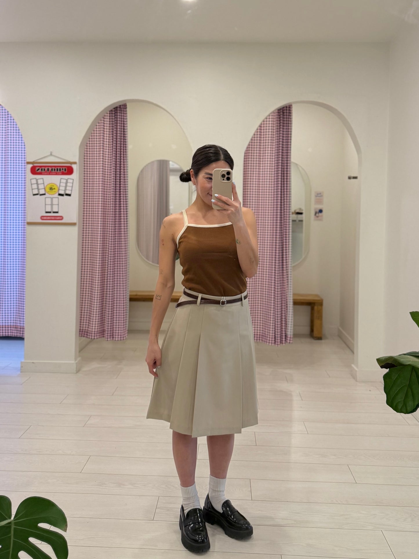 HEENA Pleated midi skirt