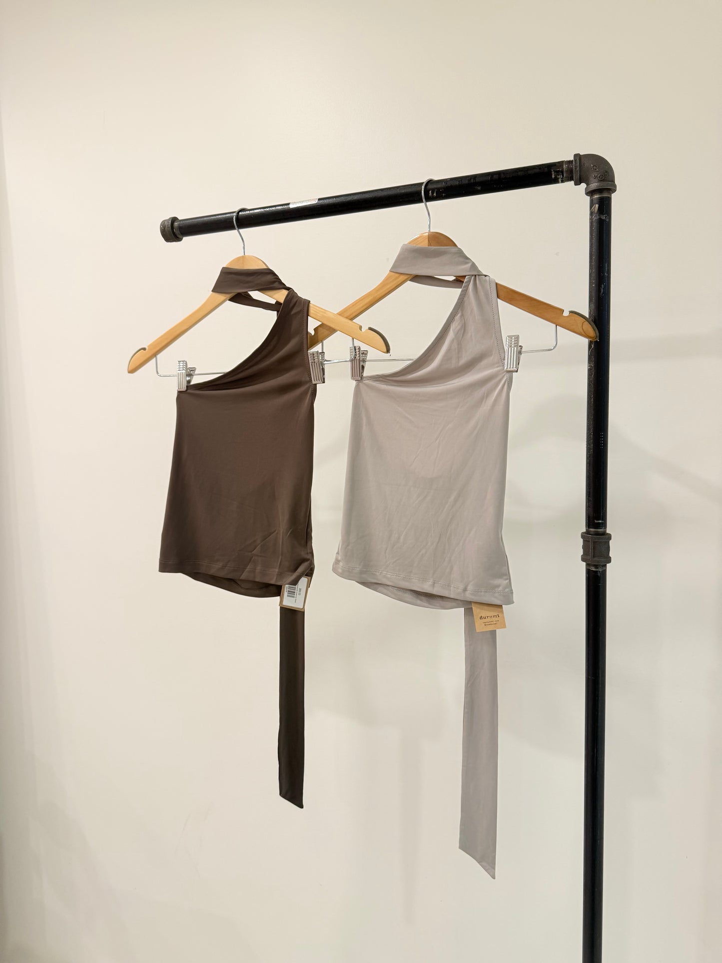 ZAMO One shoulder choker top