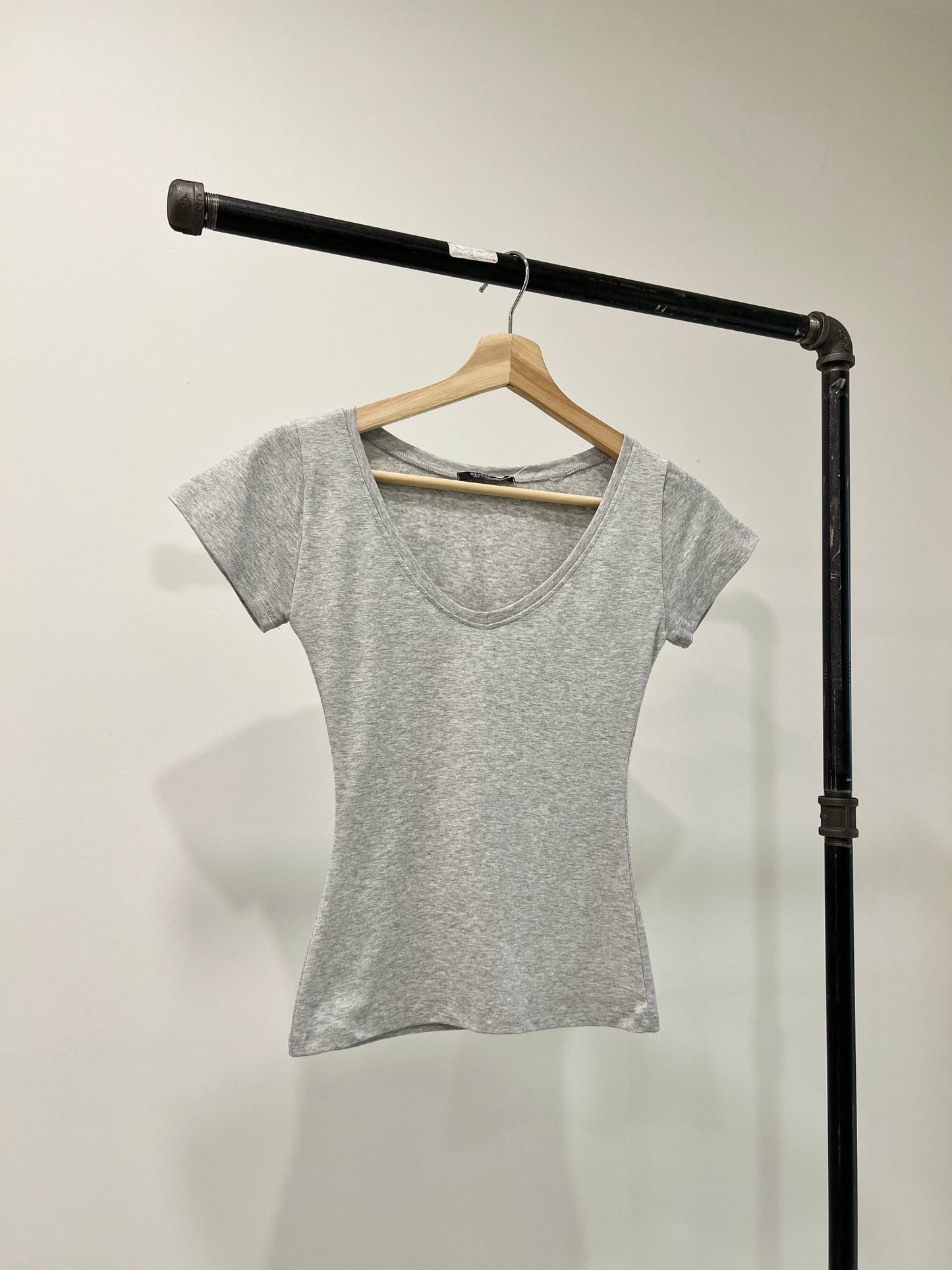 GASS V-neckline tee