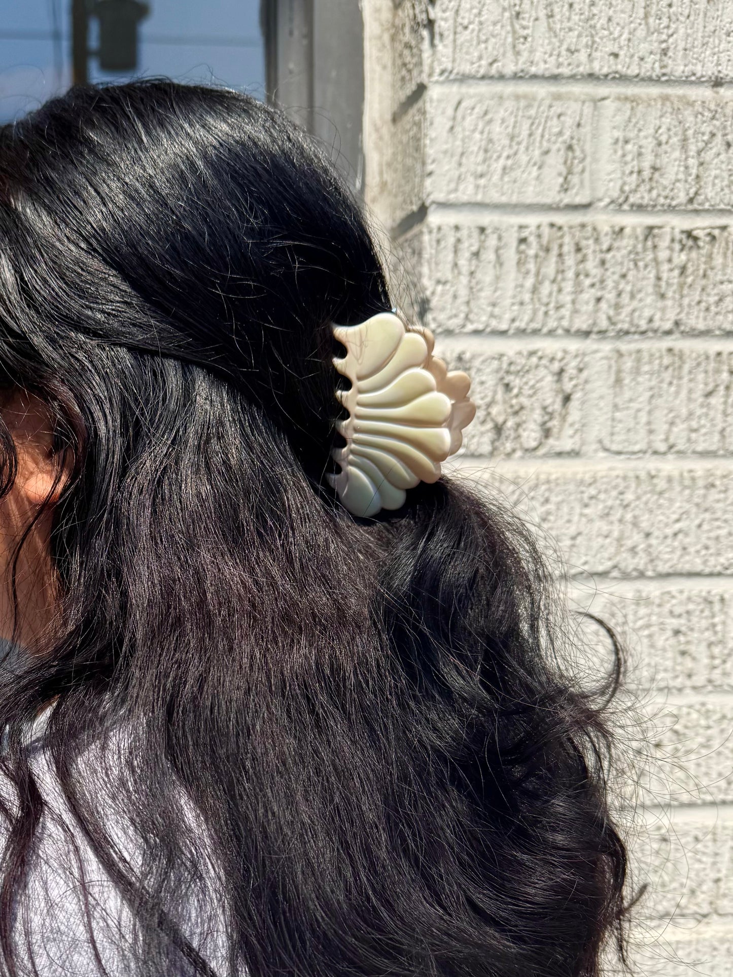 GLIM Shell hair claw