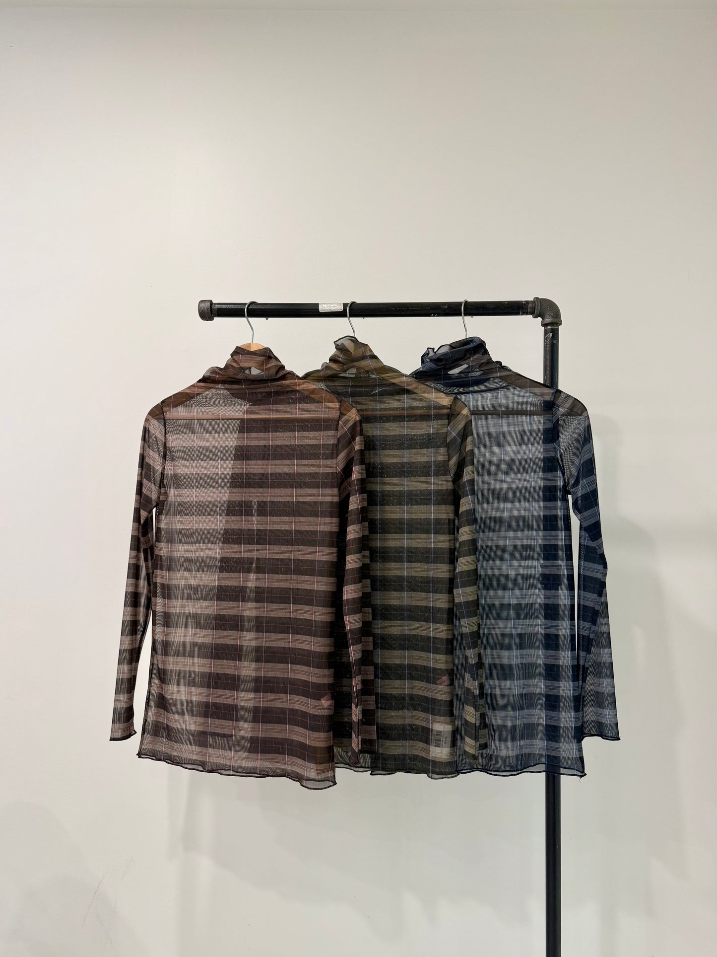 ROYAL Plaid mesh top