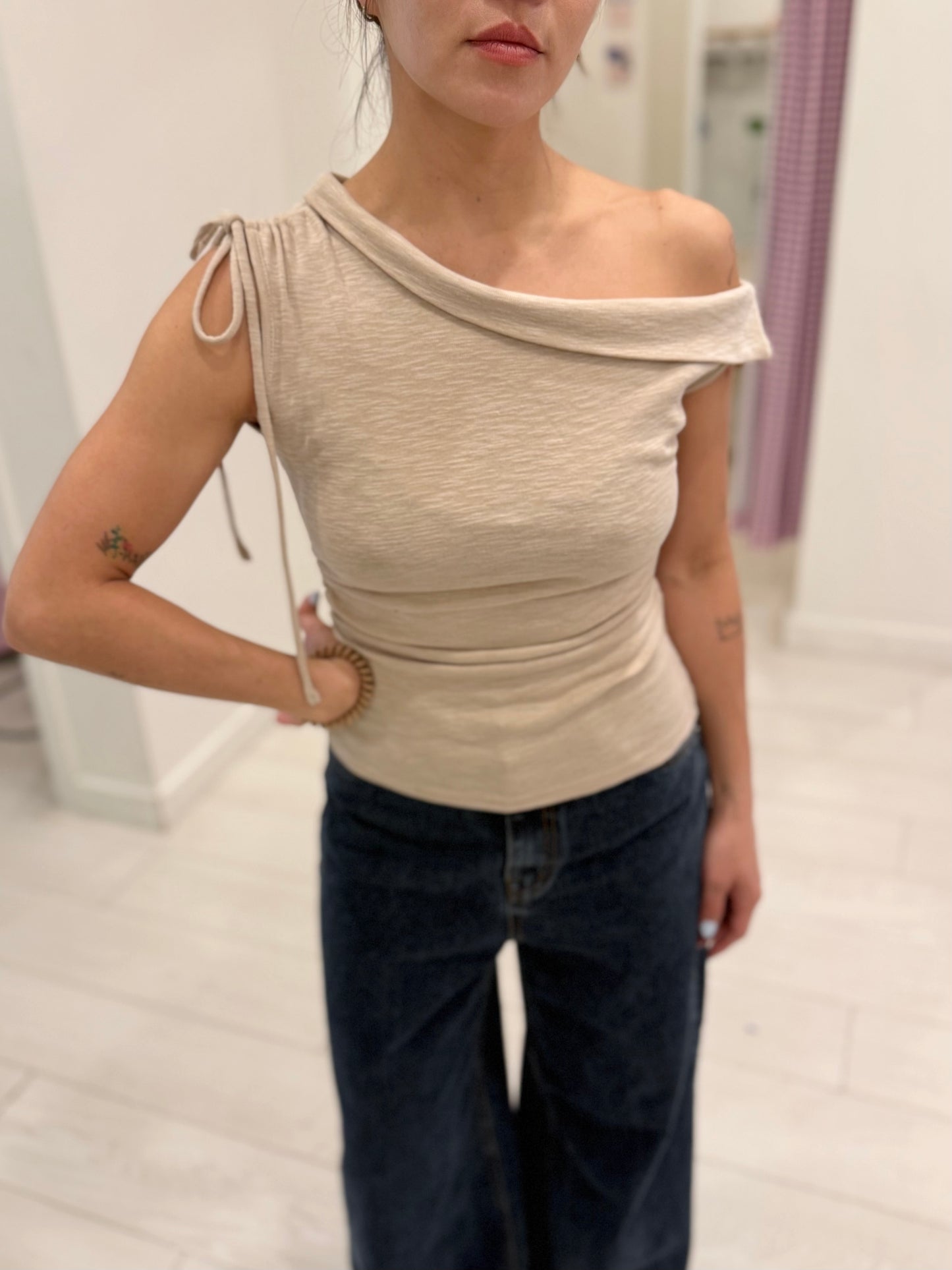 RAIL One shoulder top