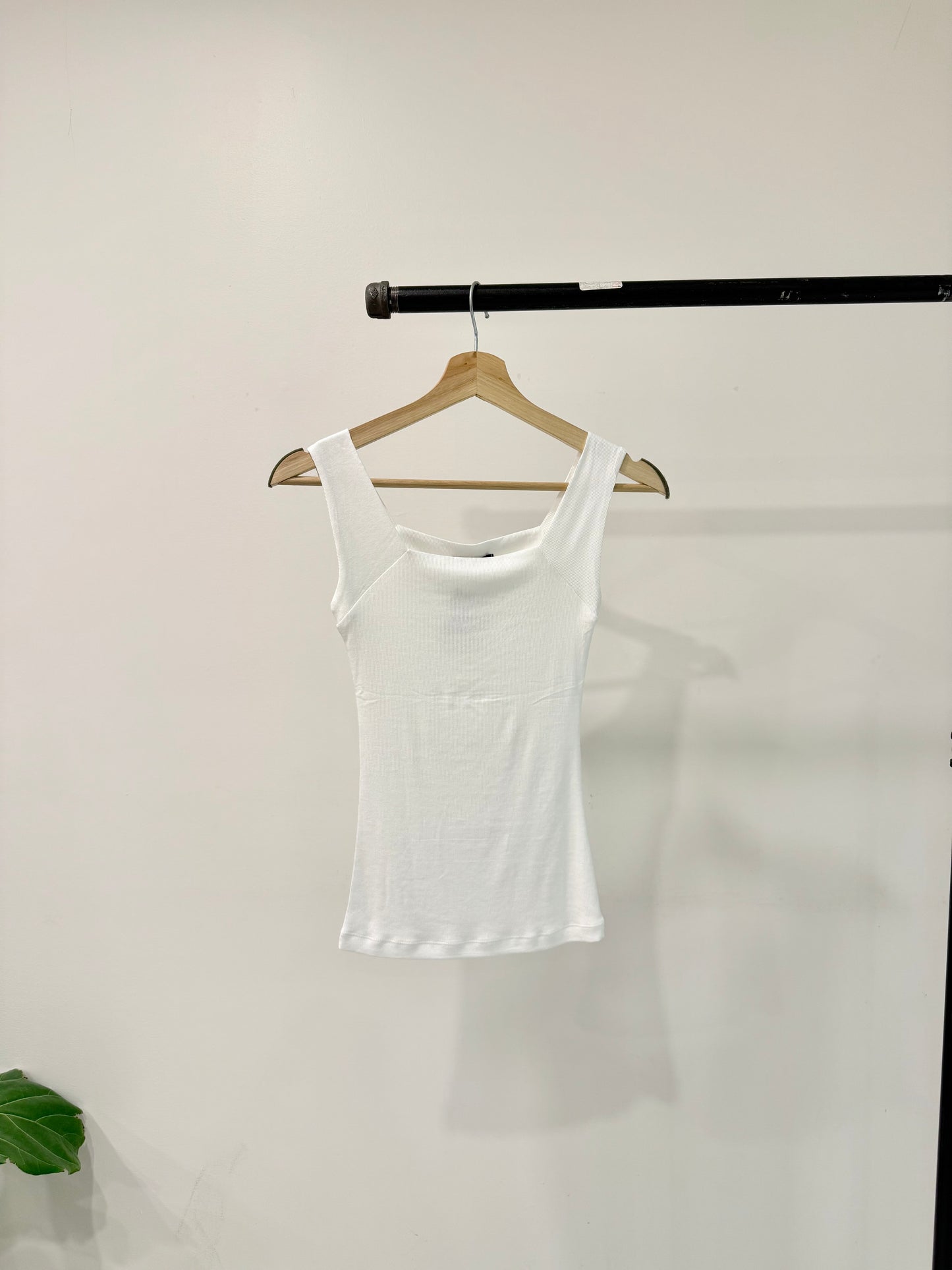 AMIRA Square-neck top