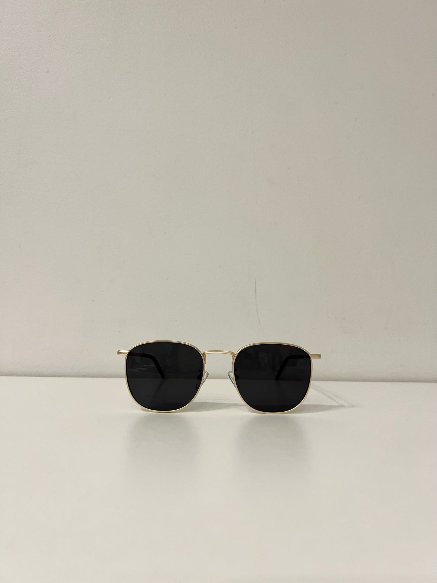 PLUTO Sunnies