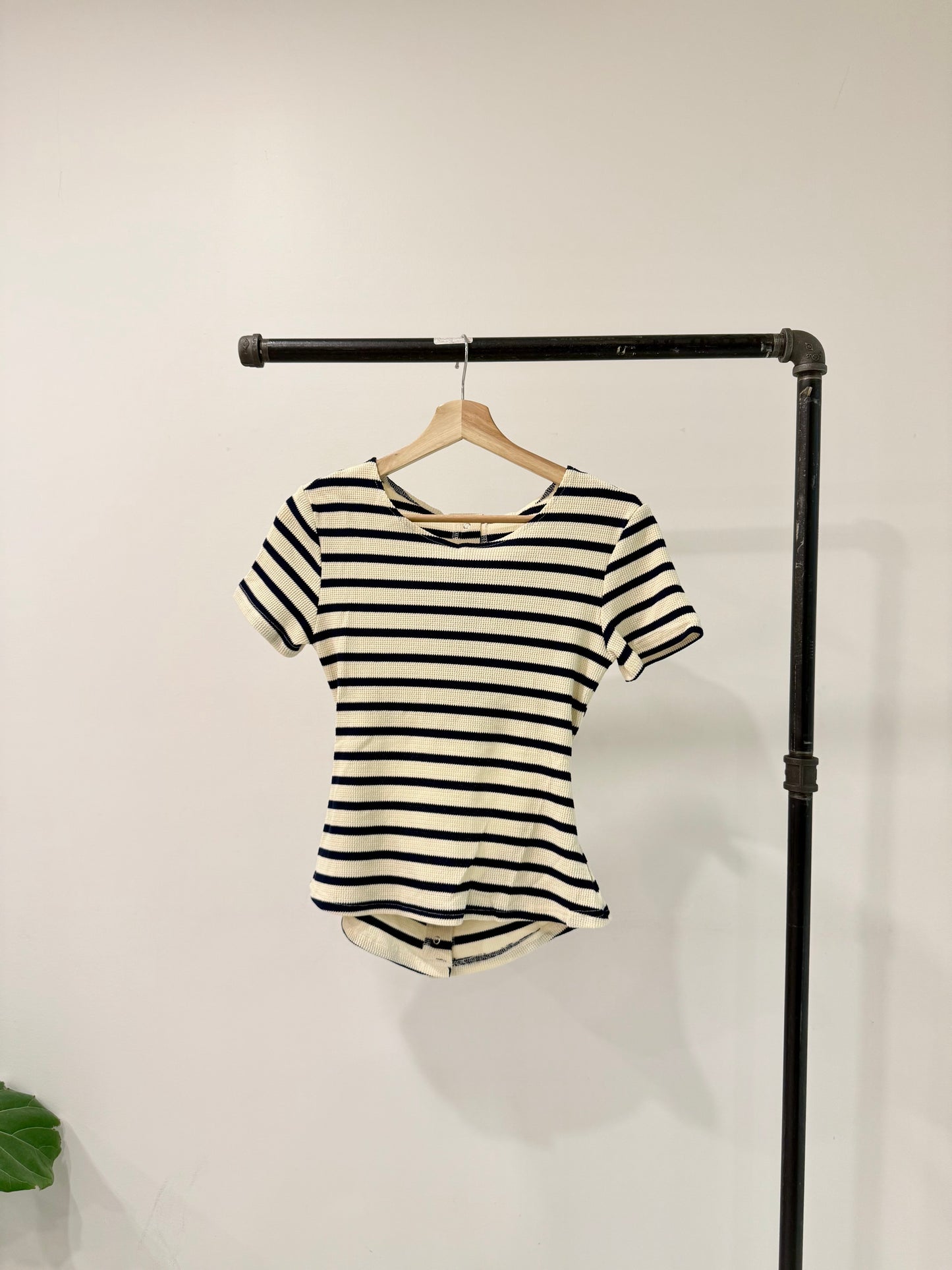 LITTO Stipe backless top