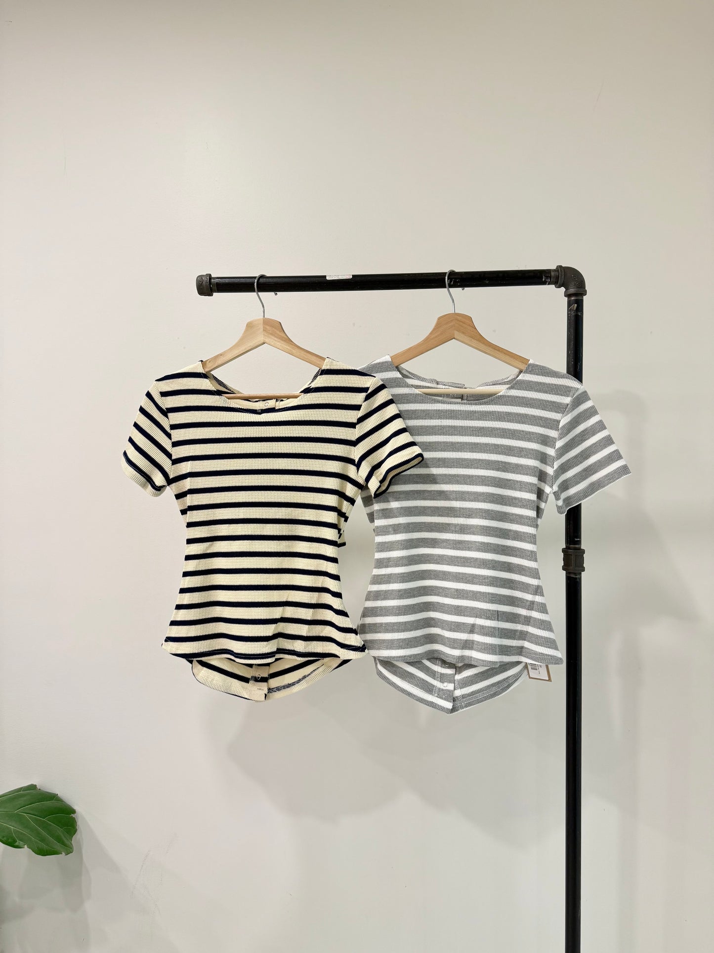 LITTO Stipe backless top