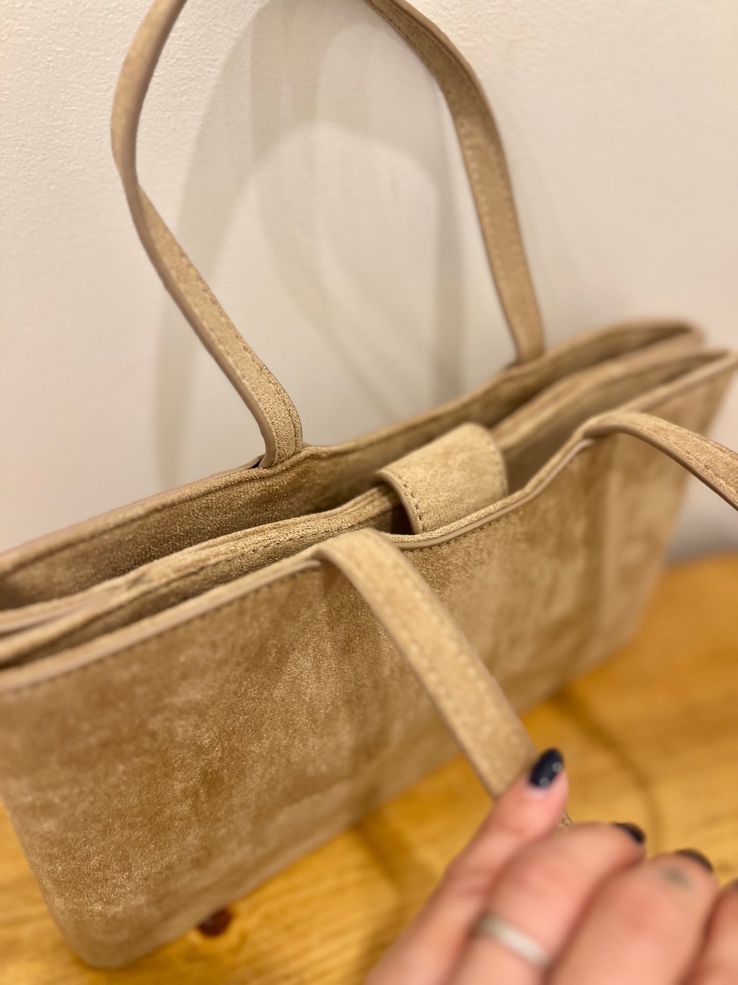 ZAIN Suede bag
