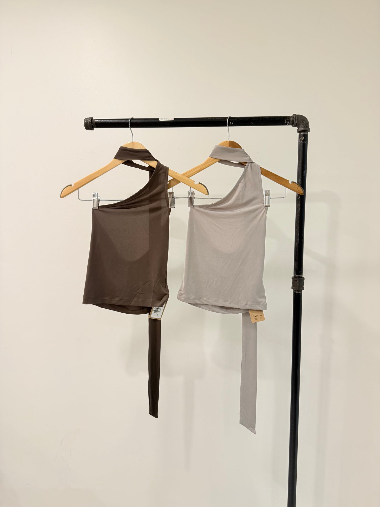 ZAMO One shoulder choker top