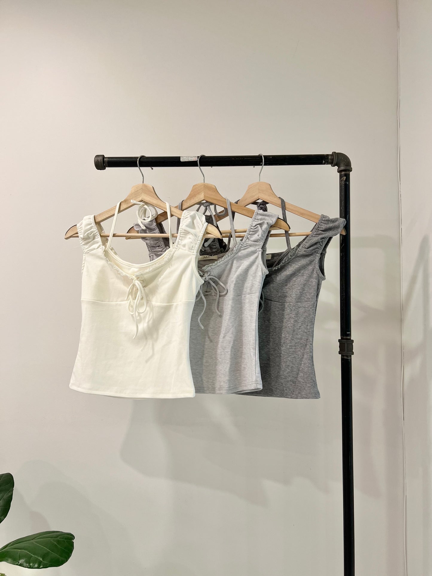 LOLLY Off-shoulder top