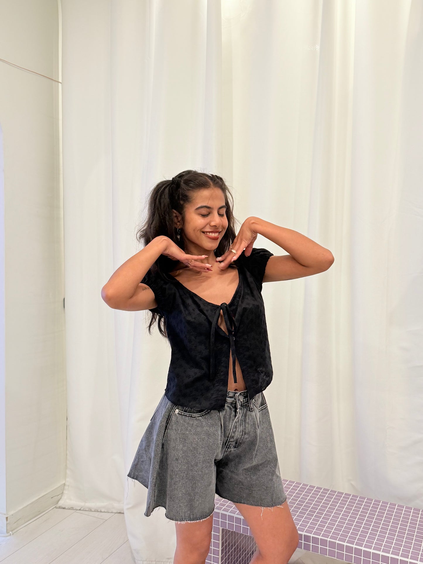 SING Eyelet shirt