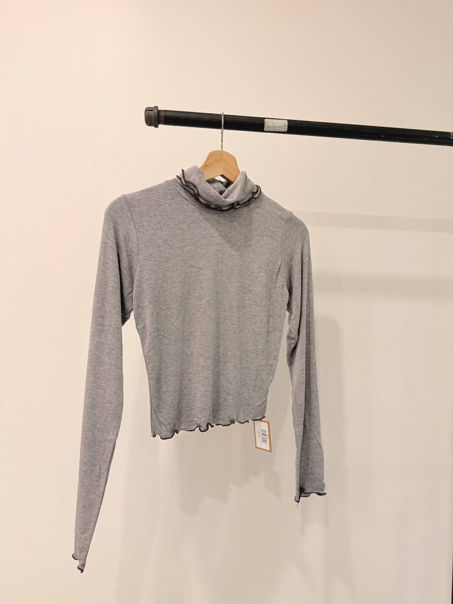 TOUCH Lettuce edge turtleneck top