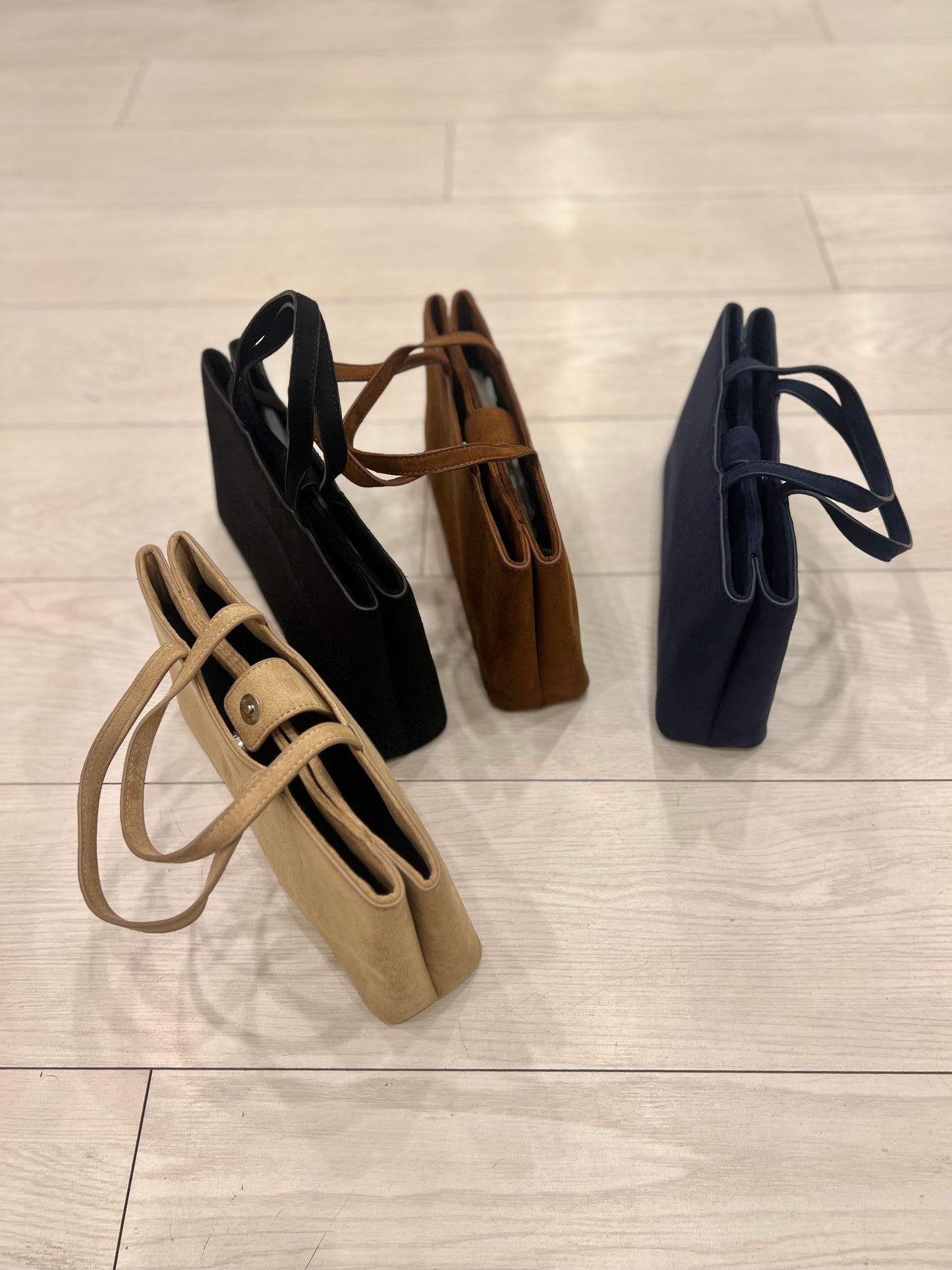 ZAIN Suede bag