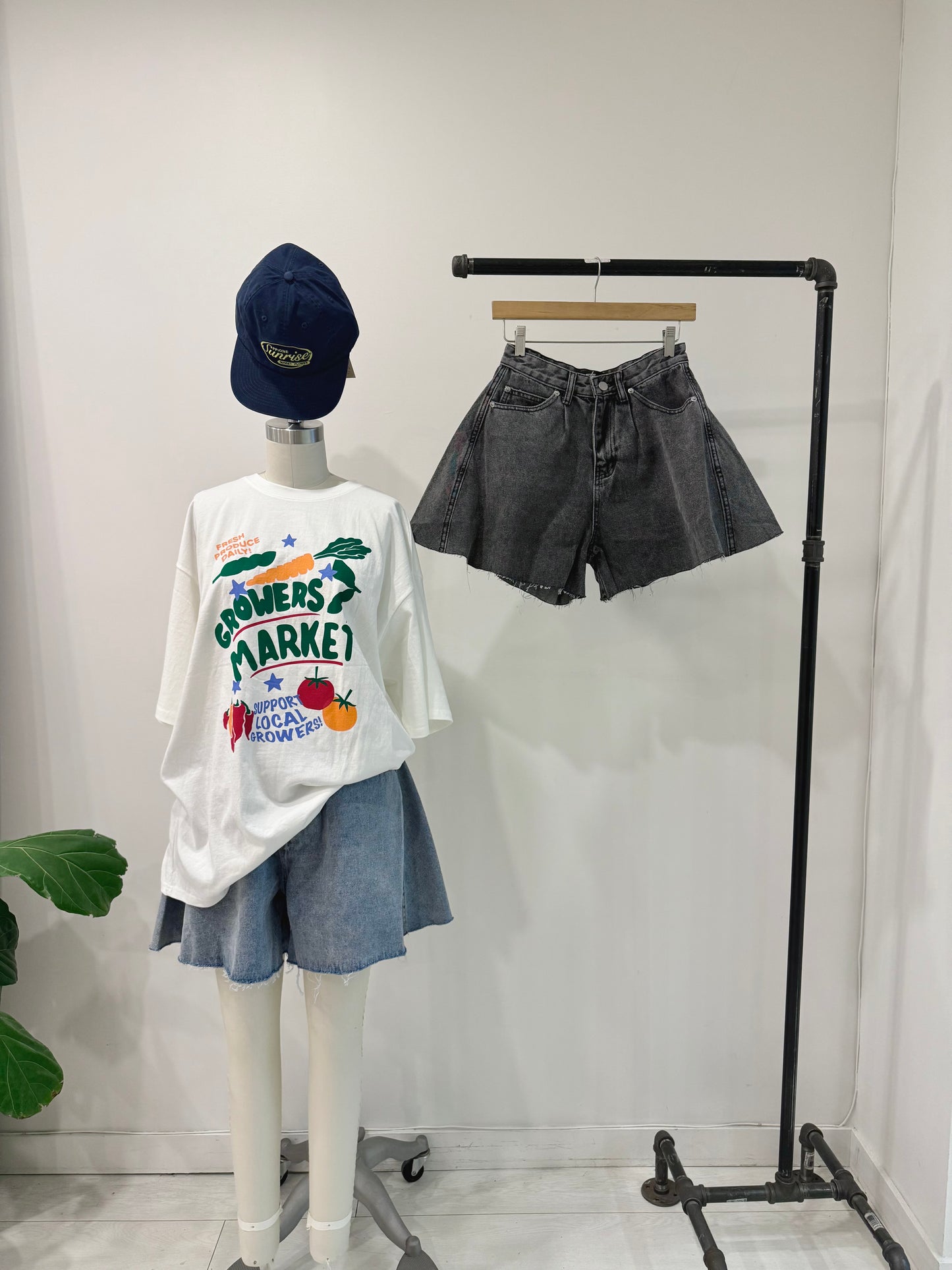 SKET Flare denim shorts