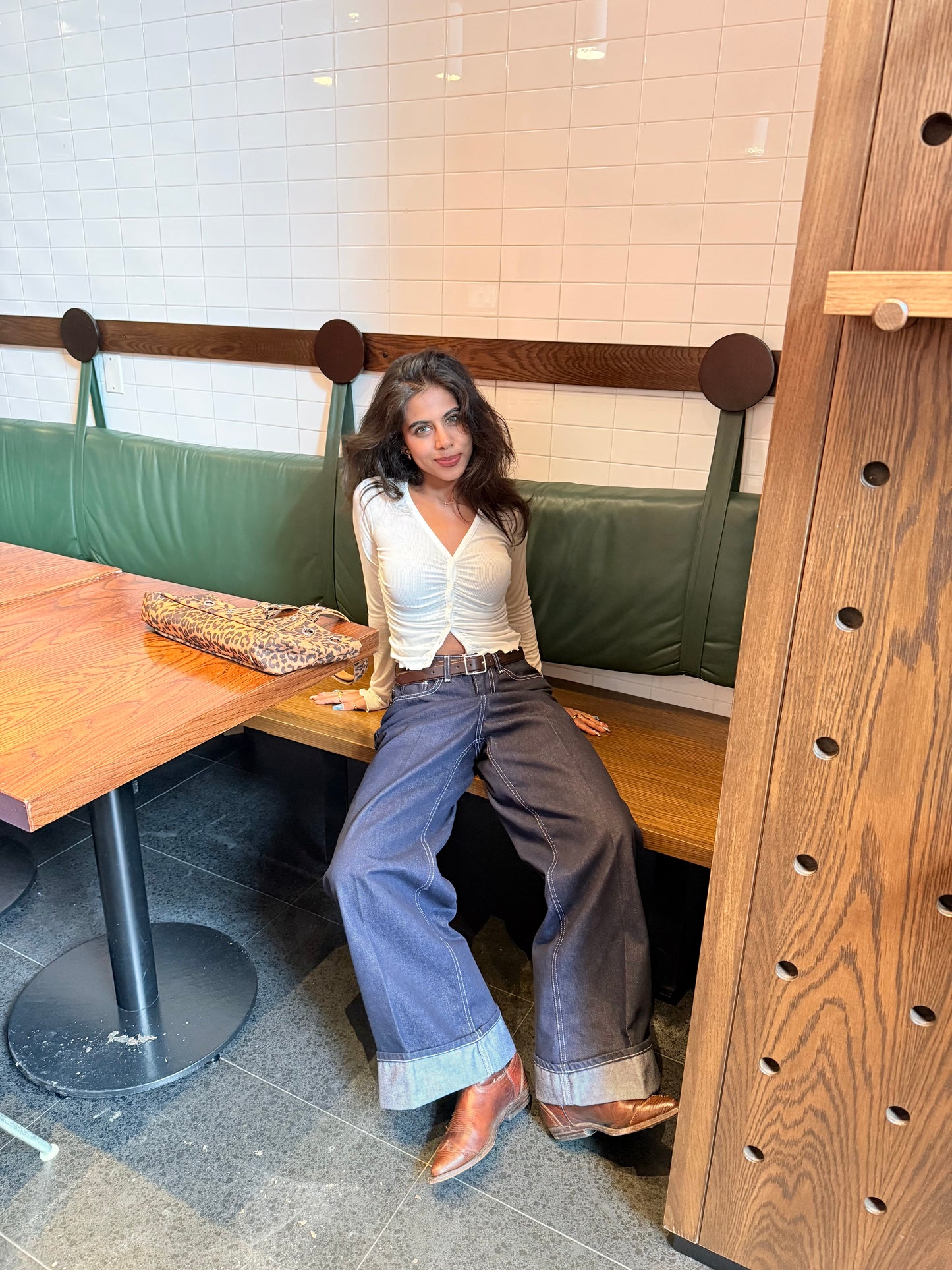 HOTO Ruched button-up top