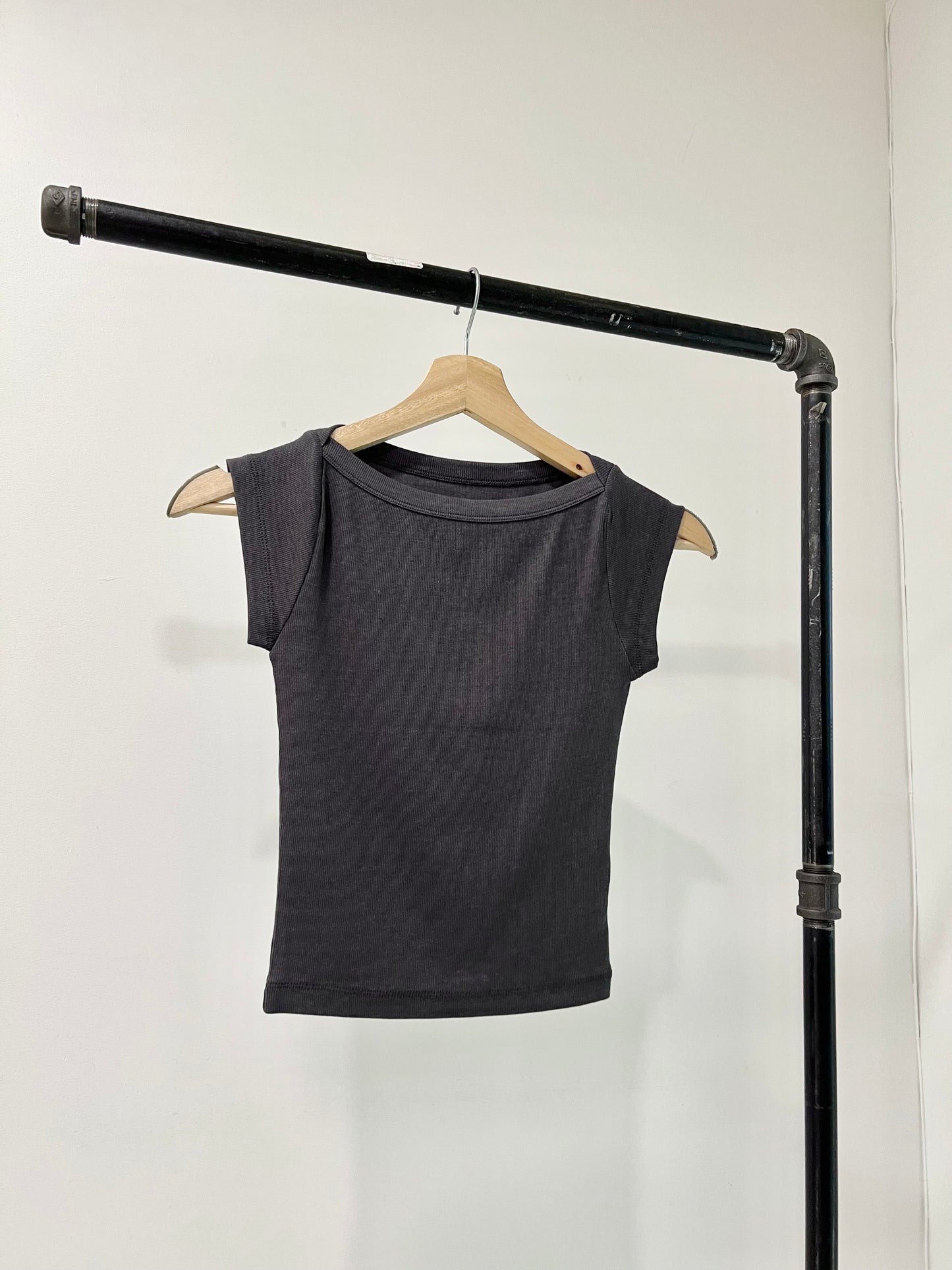 CODA Boat-neckline tee