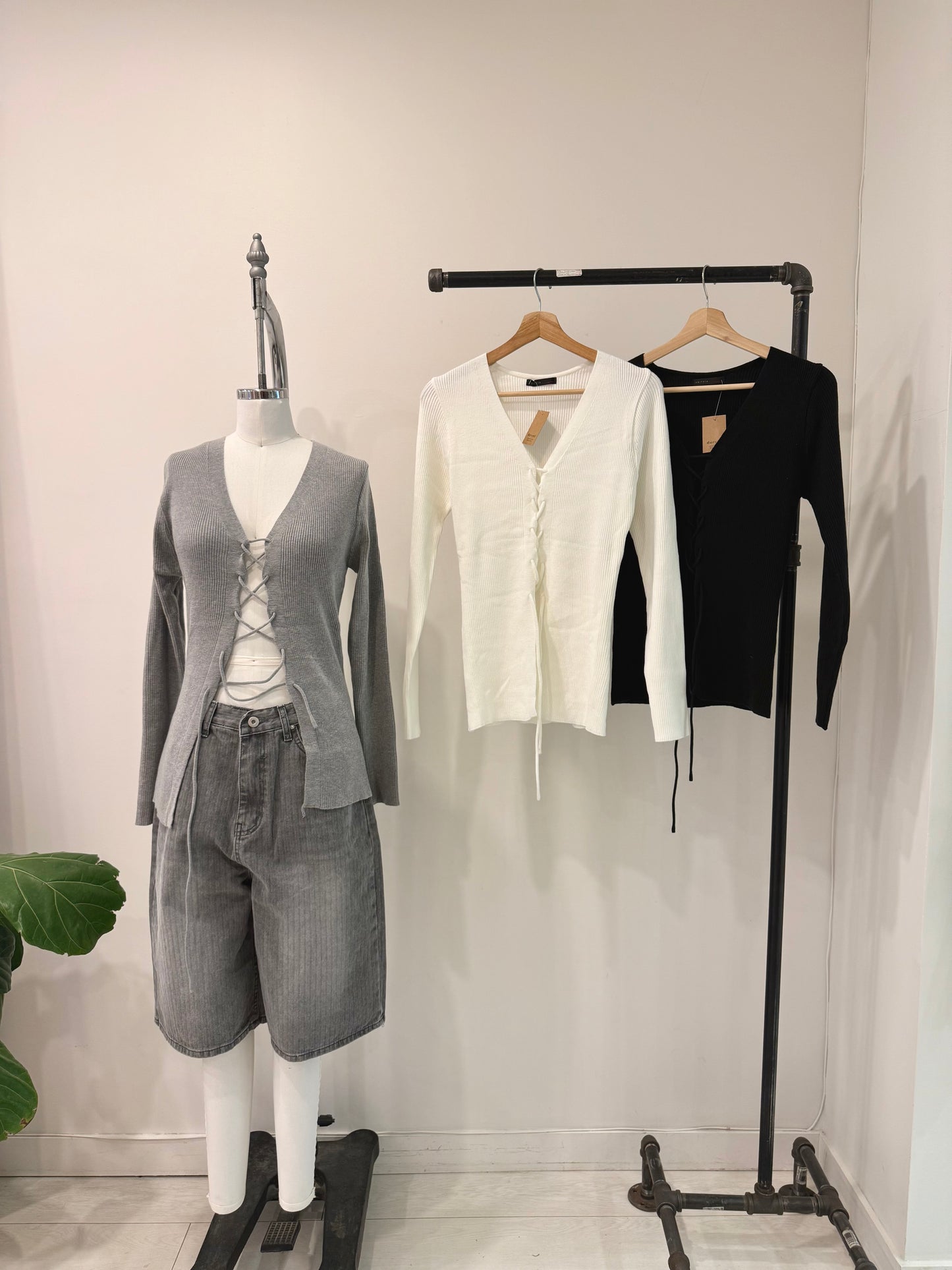 RACK Lace-up knit top