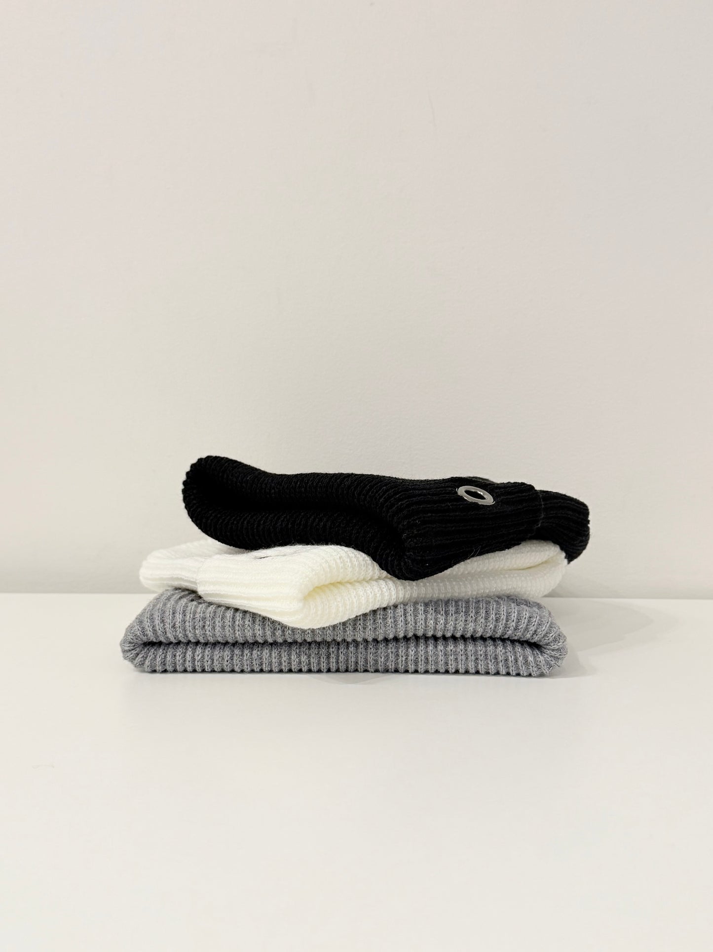 ISHA Eyelet beanie