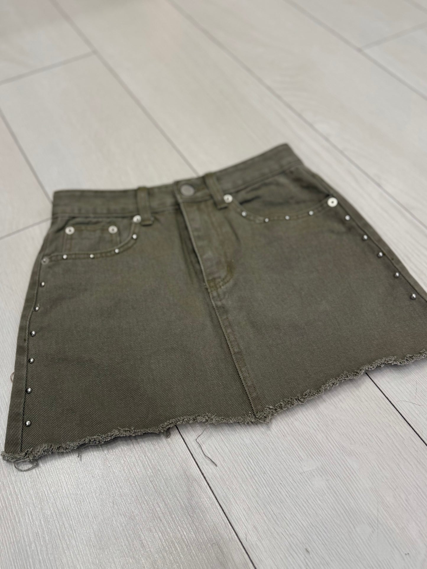 CARLA Studded mini skirt
