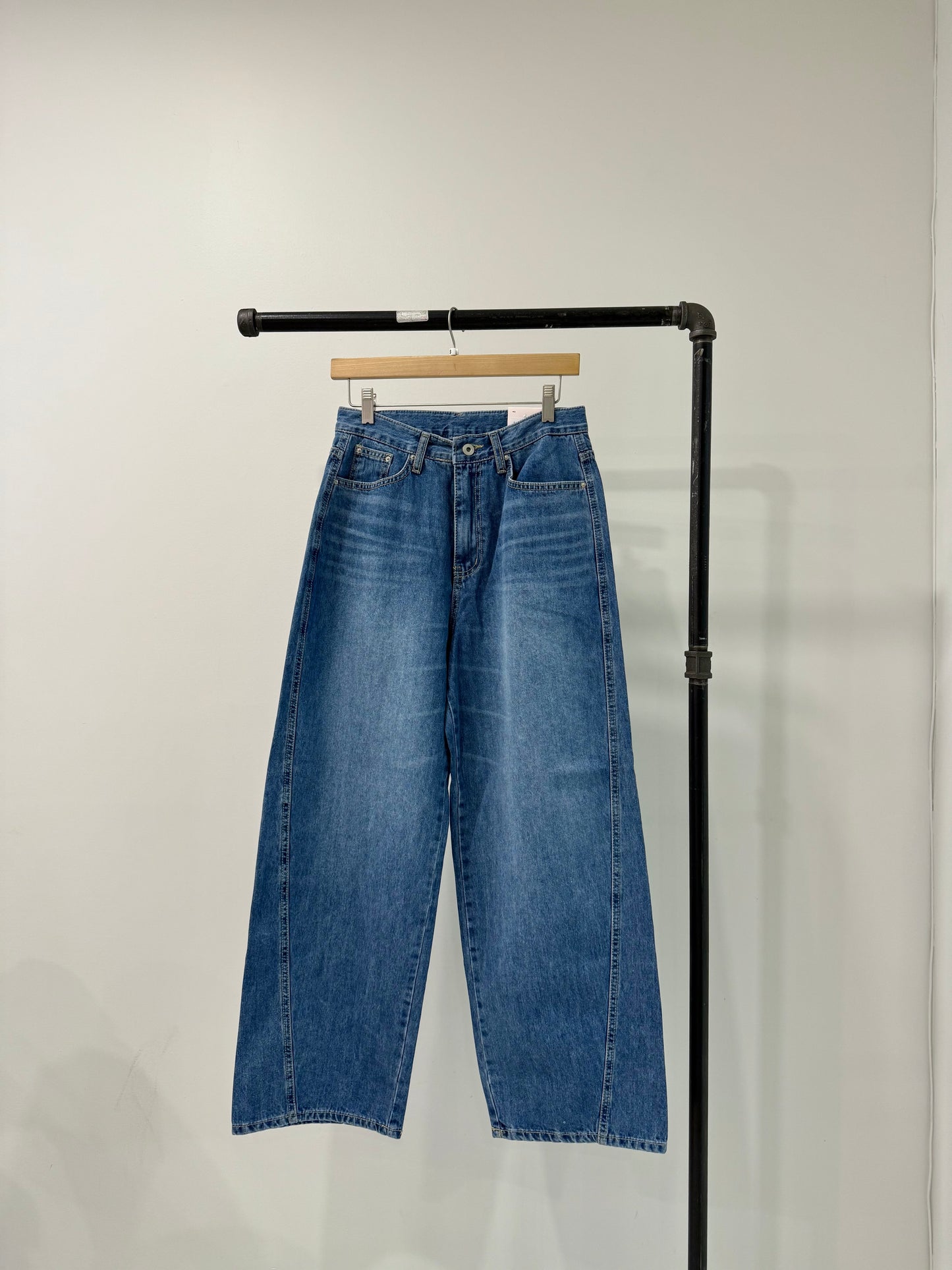 JUICE Diagonal seam jeans
