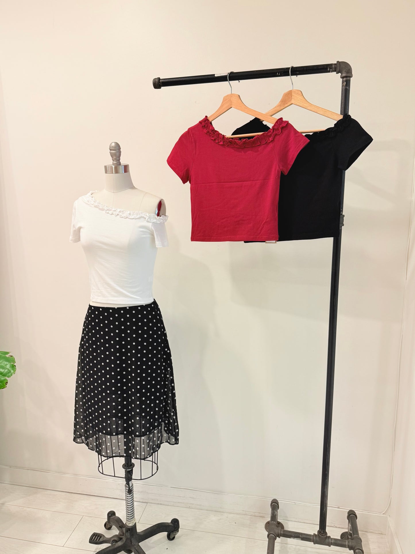 MITY One shoulder tee