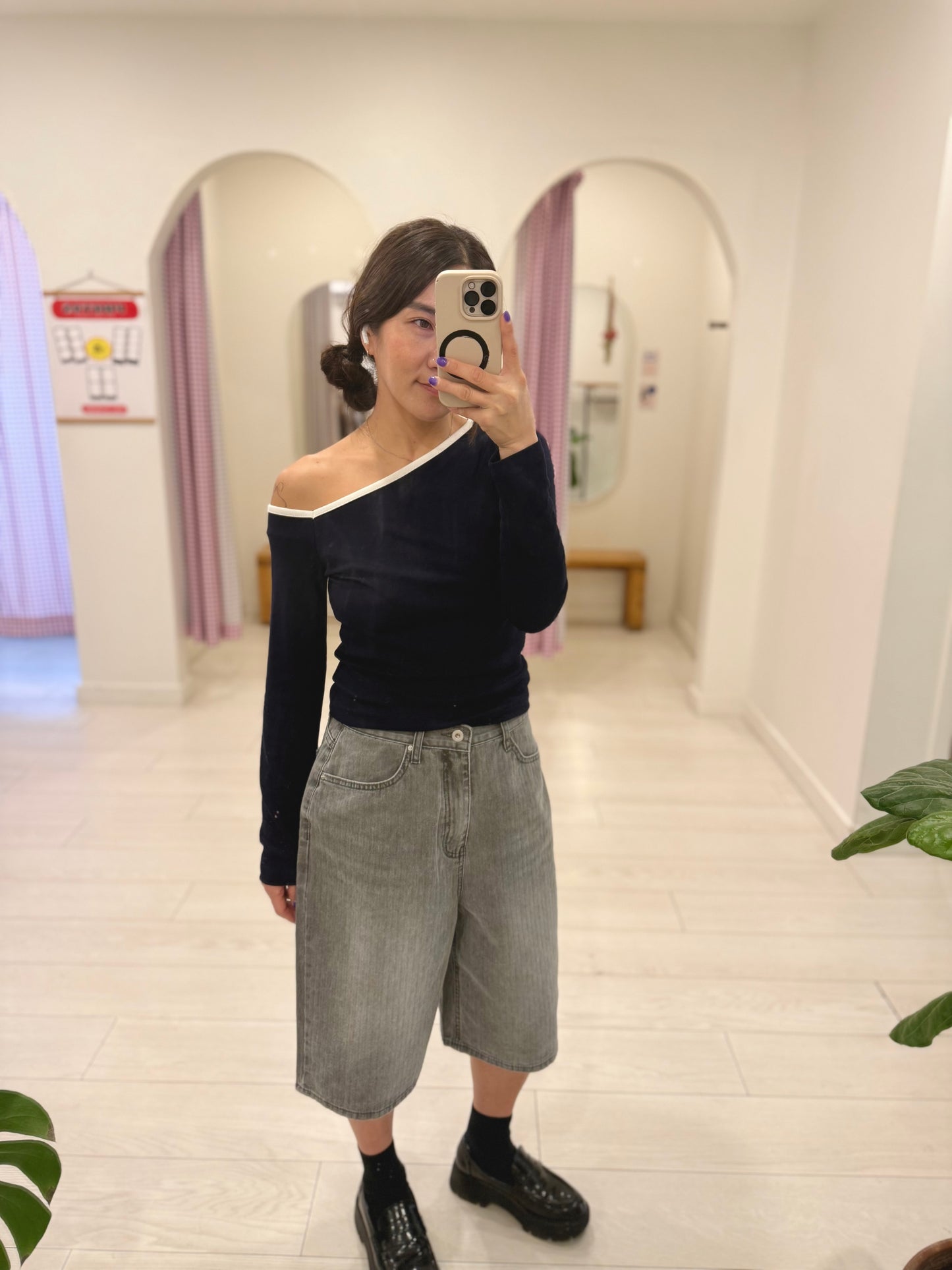 MINNIE Off shoulder top