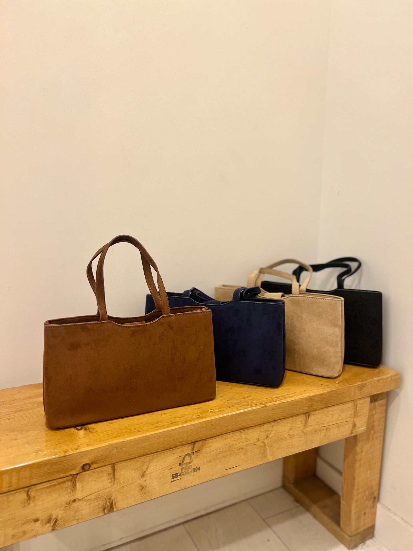 ZAIN Suede bag