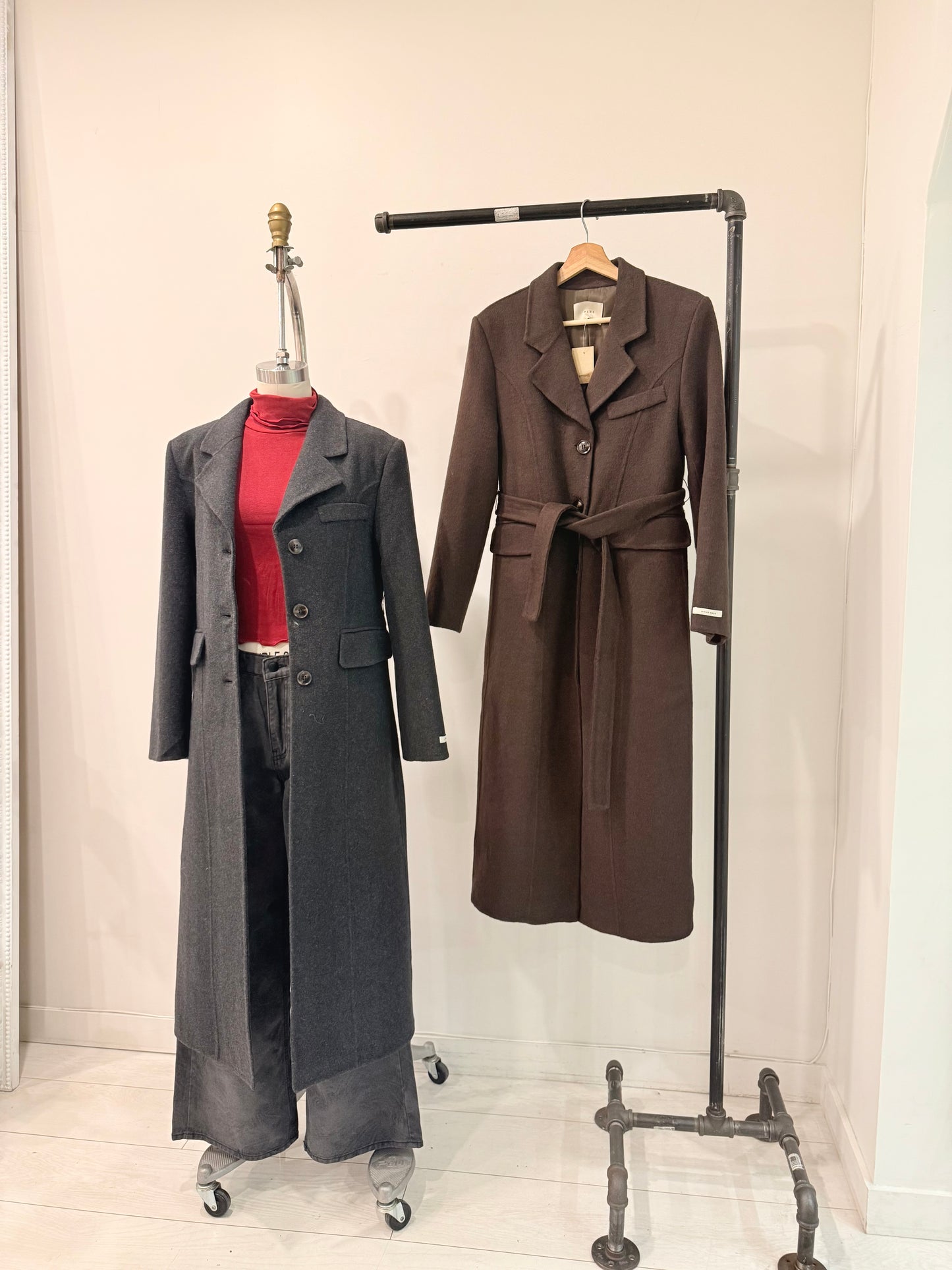 LEVEL Wool coat