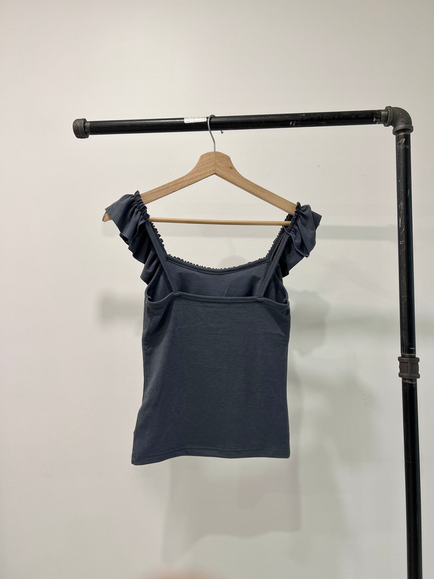 POZE Ruffle tank top