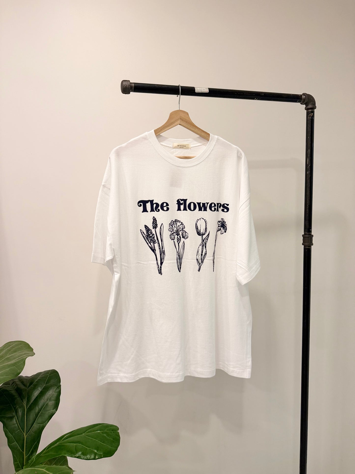 NEO Oversized graphic tee