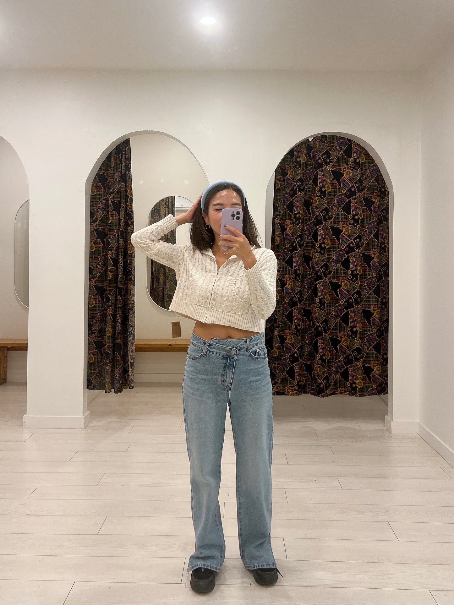 CONIKA Asymmetric zipper jeans