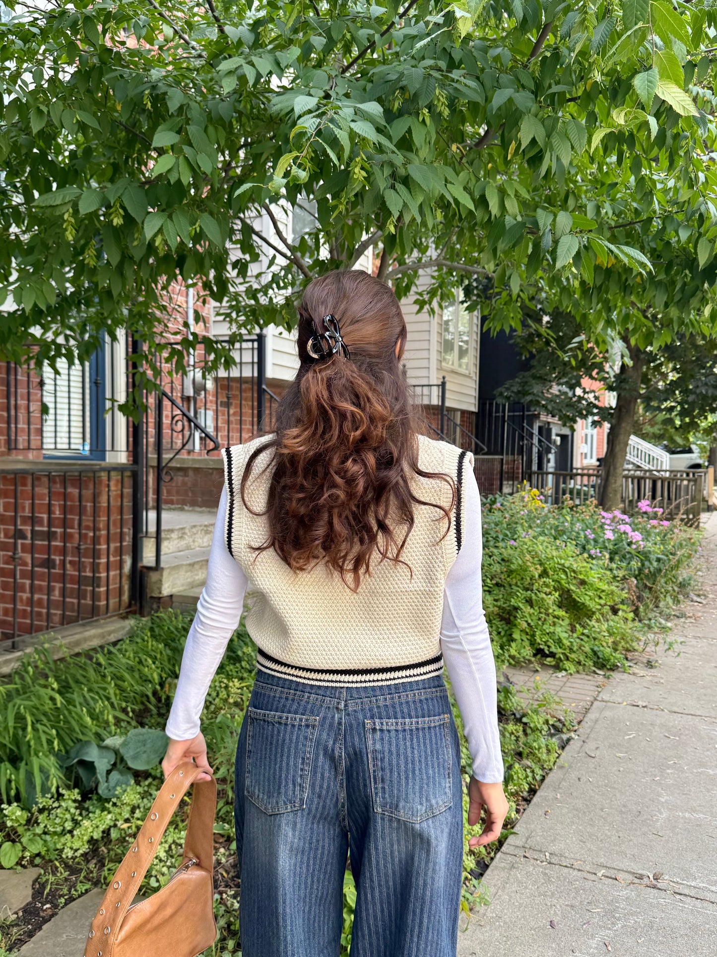 KIND Knit vest