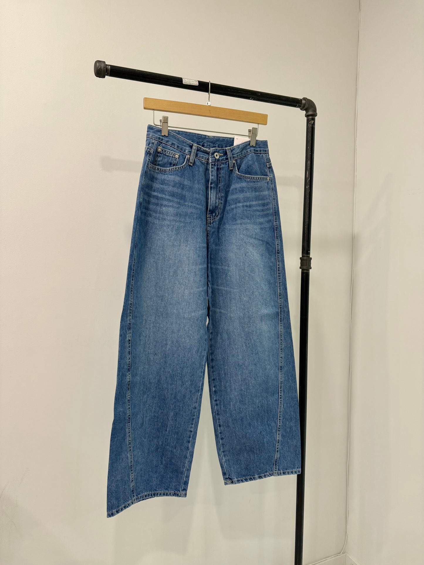 JUICE Diagonal seam jeans