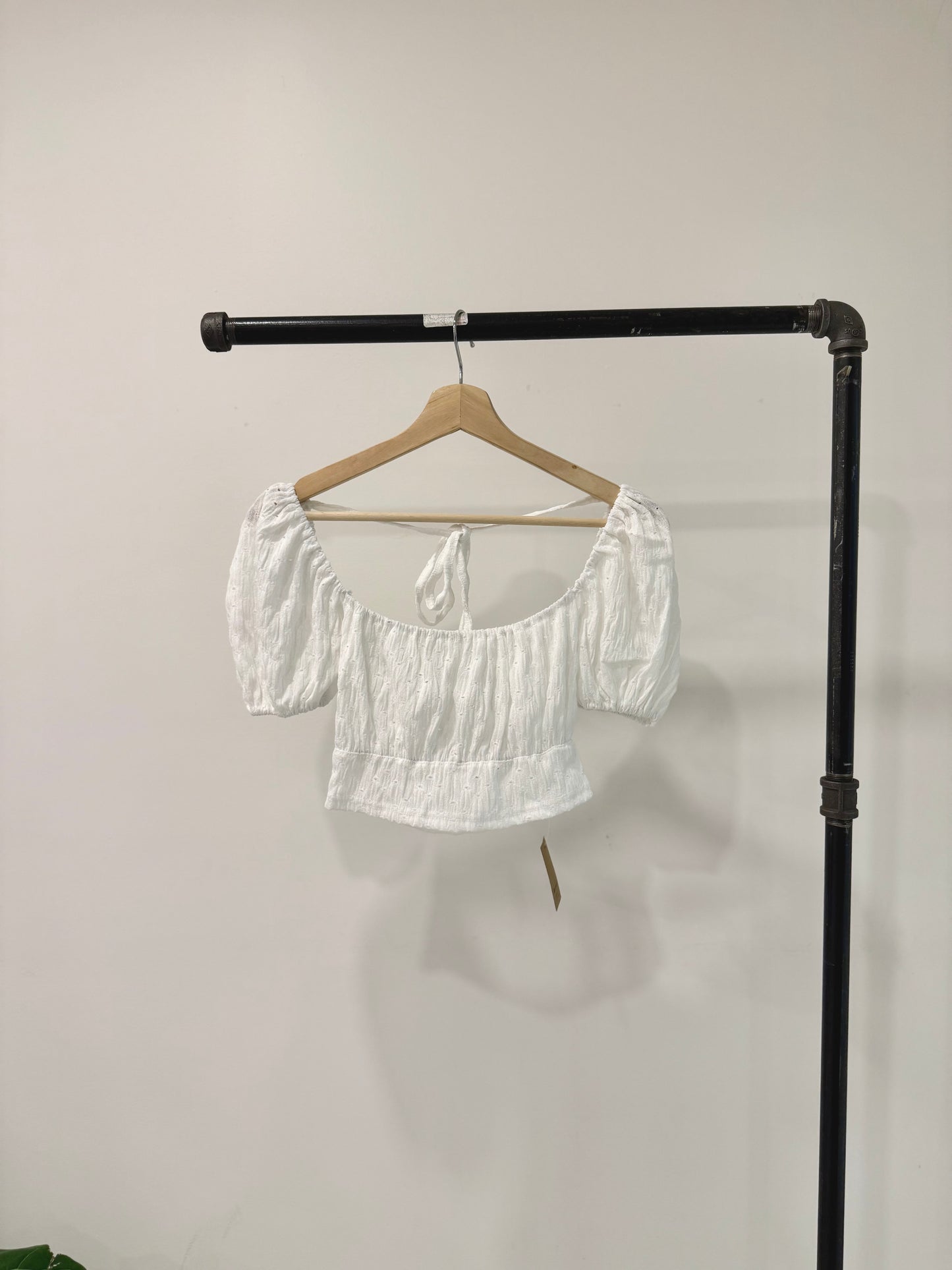 JAICO Crop eyelet top