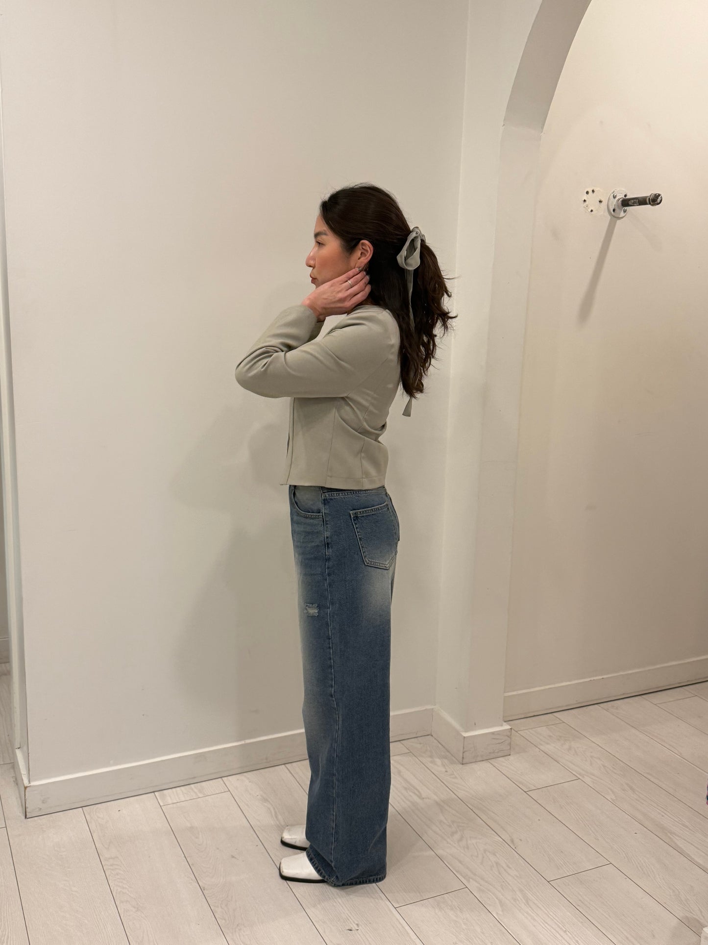CIANA Ripped jeans