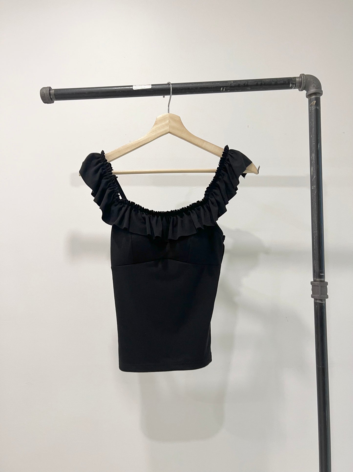 POZE Ruffle tank top